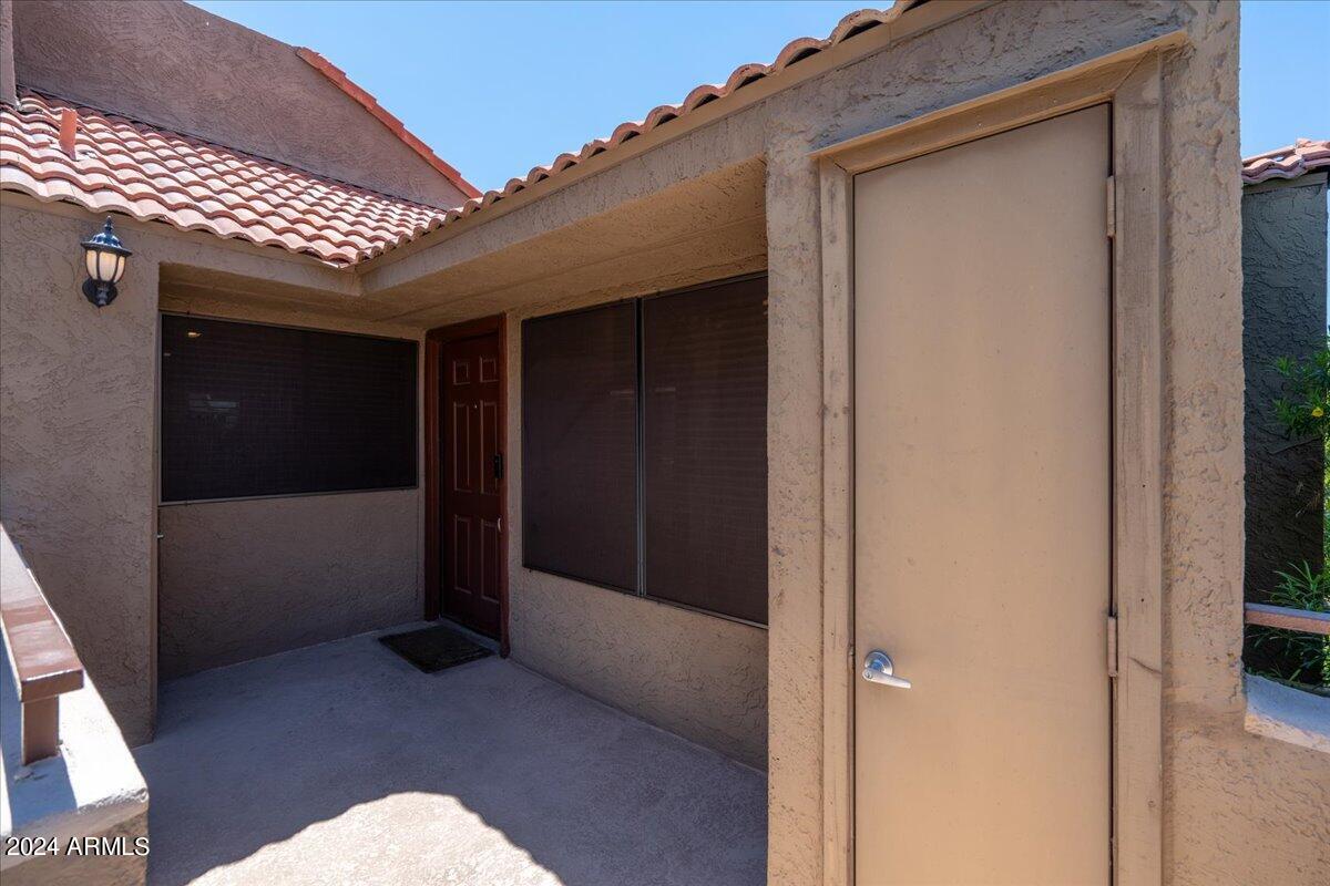 5122 E SHEA Boulevard # 2010