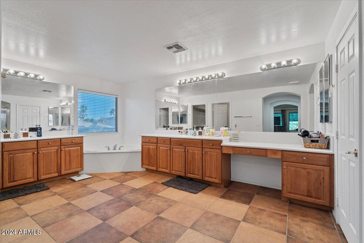 4112 S Chatham, Mesa