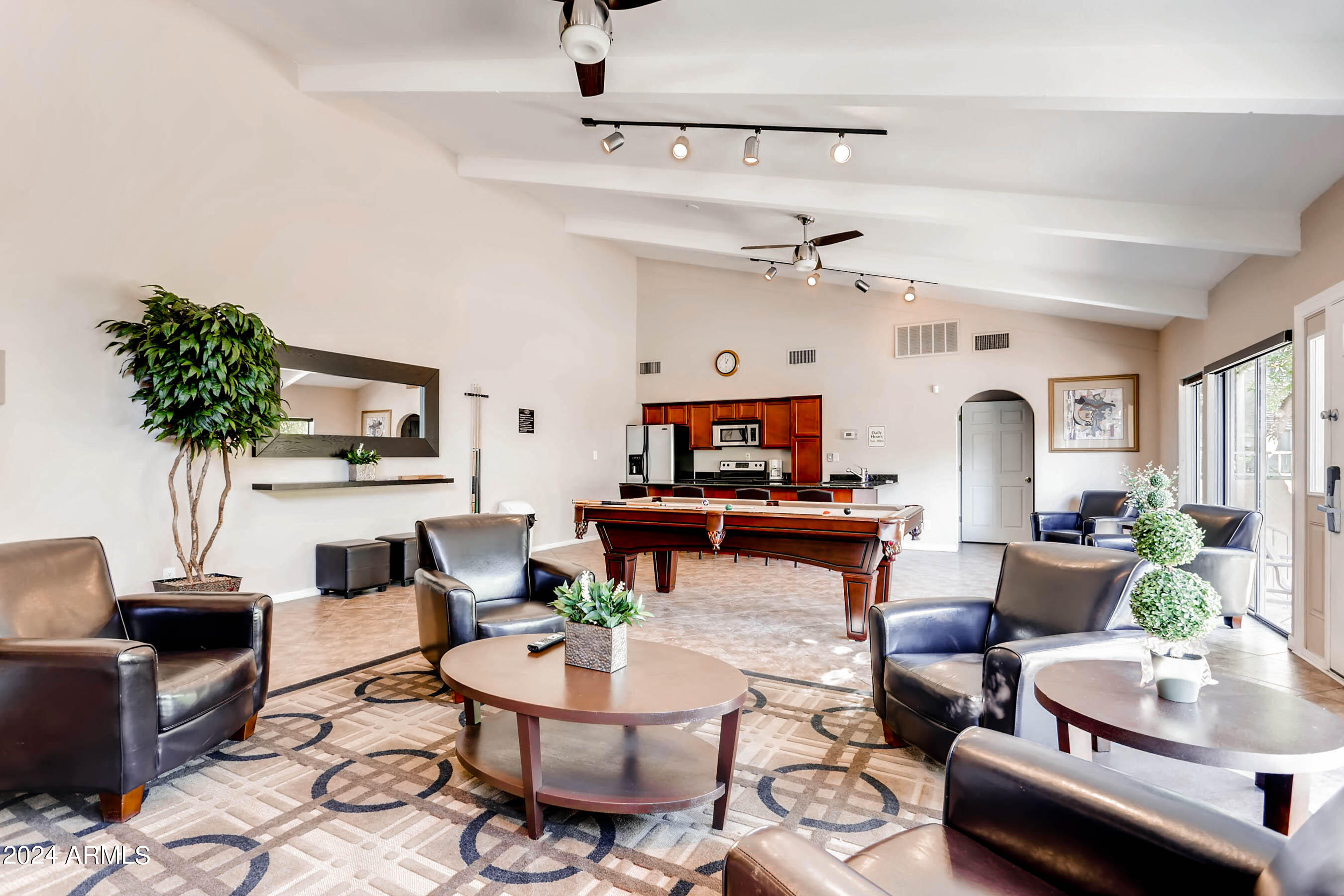 3825 E CAMELBACK Road, 130