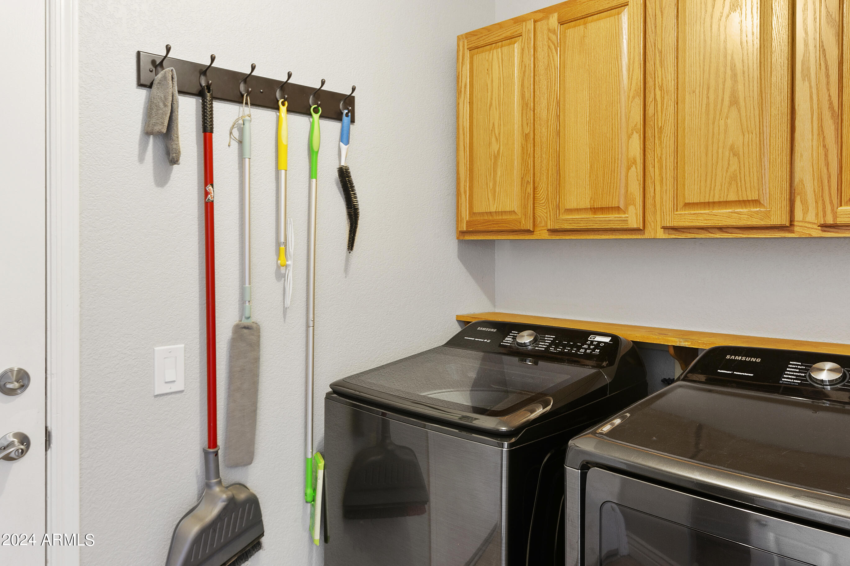 5346 E EMELITA Avenue