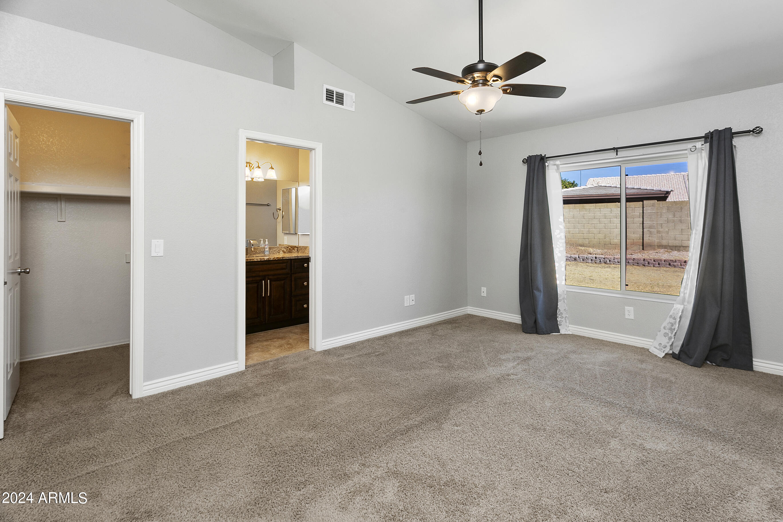 5346 E EMELITA Avenue