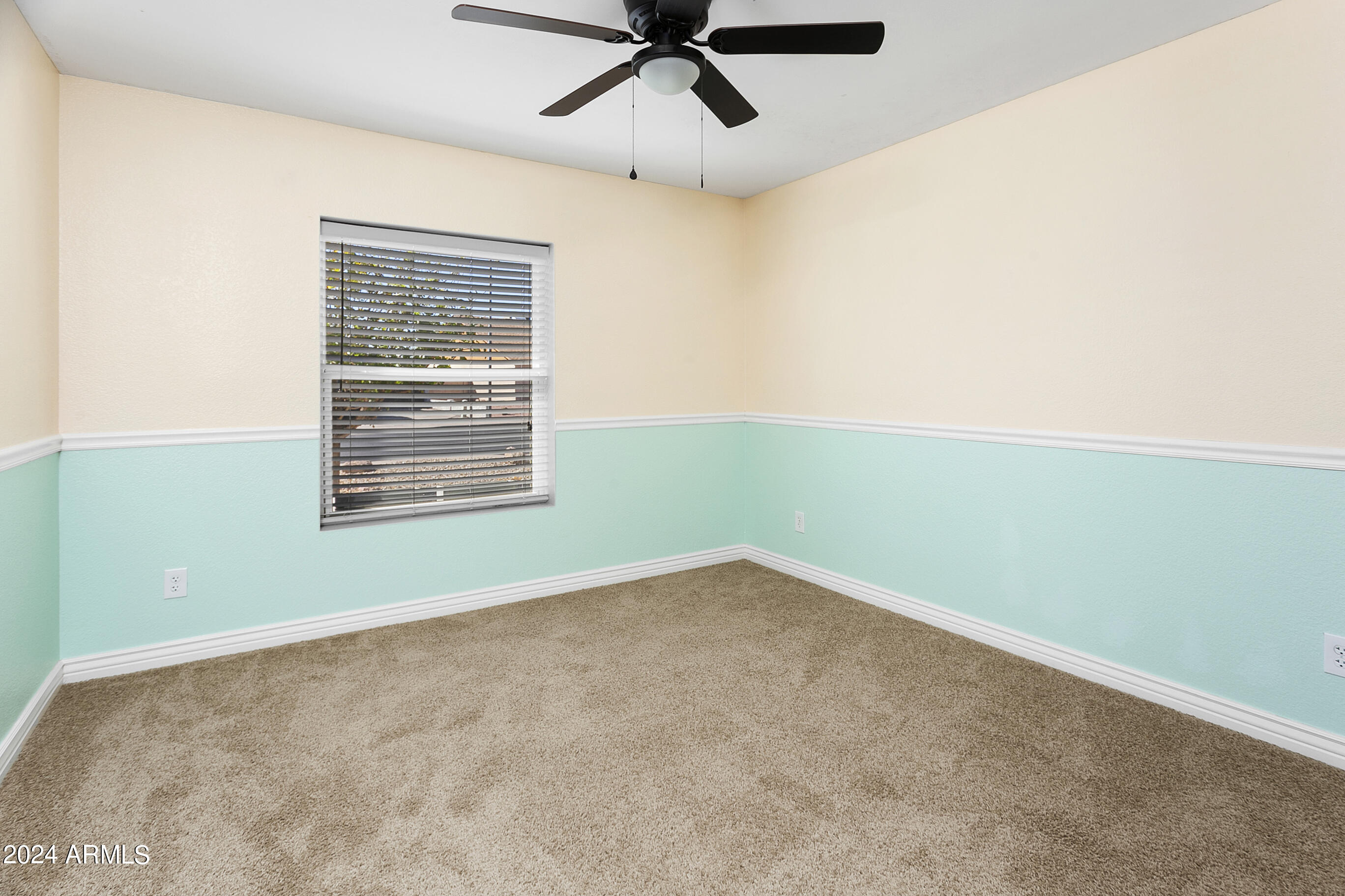 5346 E EMELITA Avenue