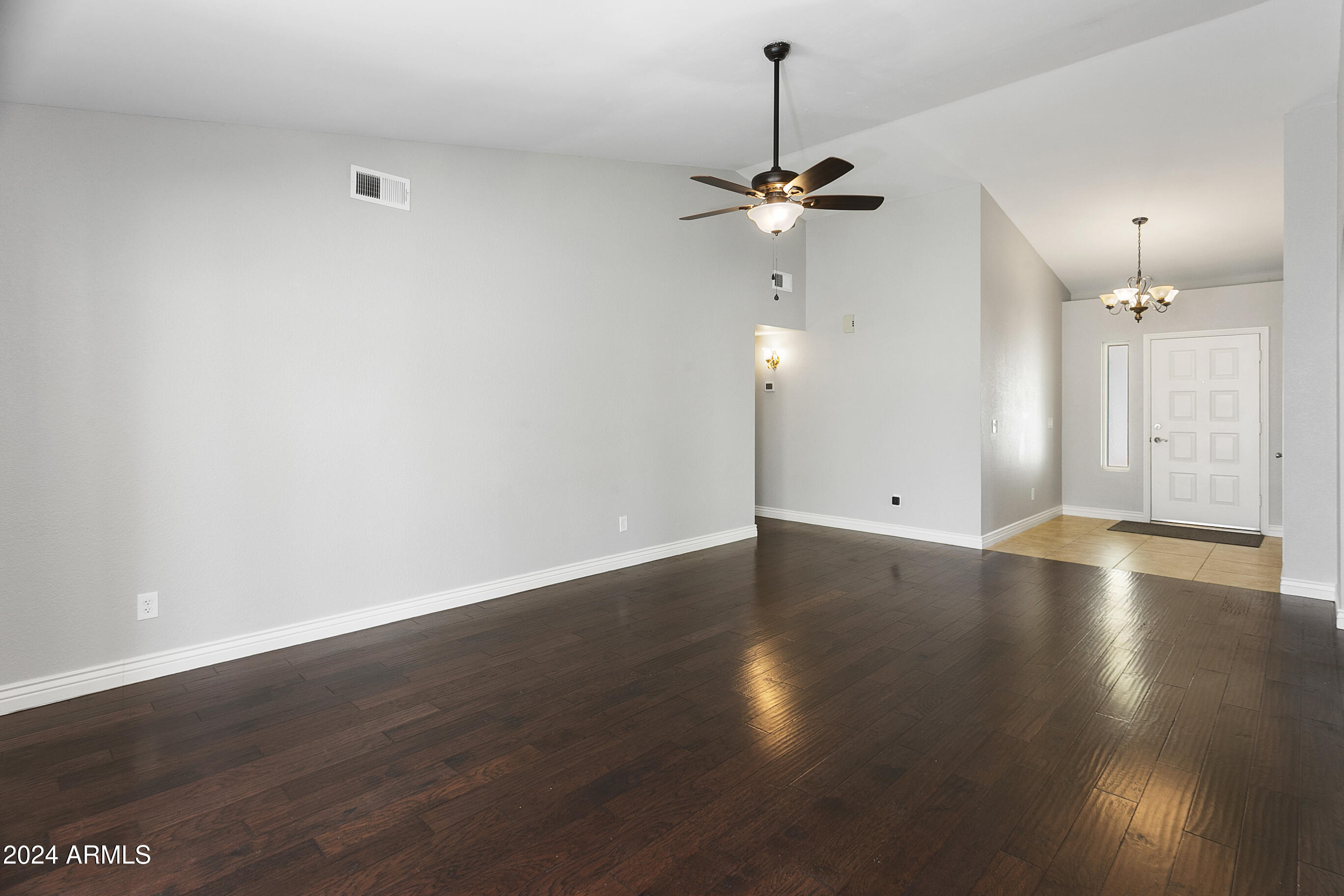 5346 E EMELITA Avenue