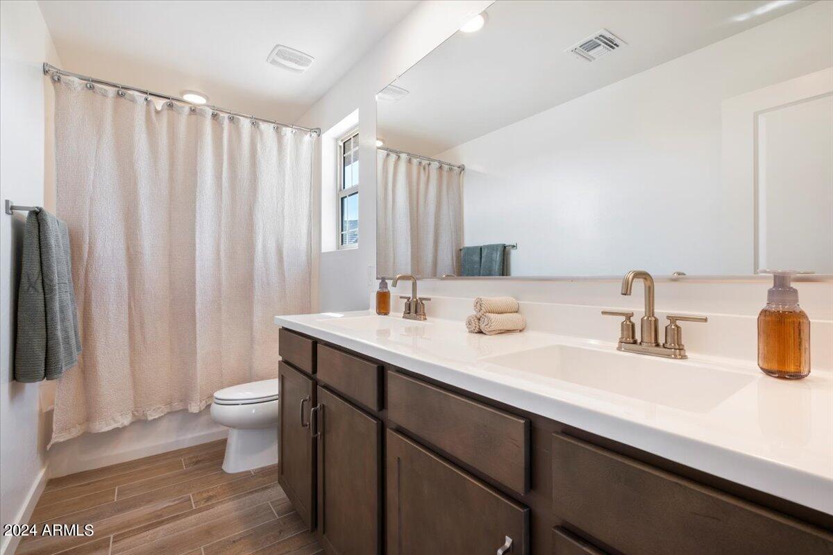 17402 W LUPINE Avenue