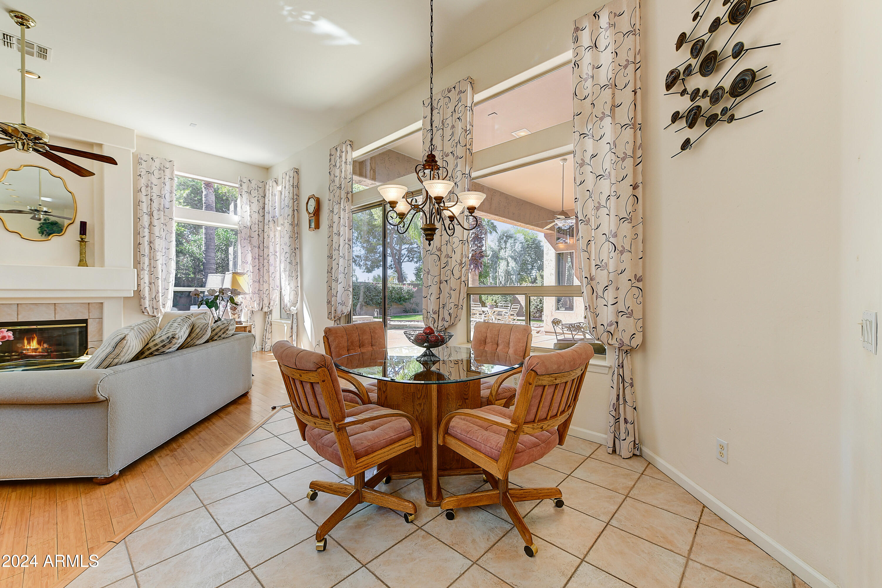 5225 E BLUEFIELD Avenue