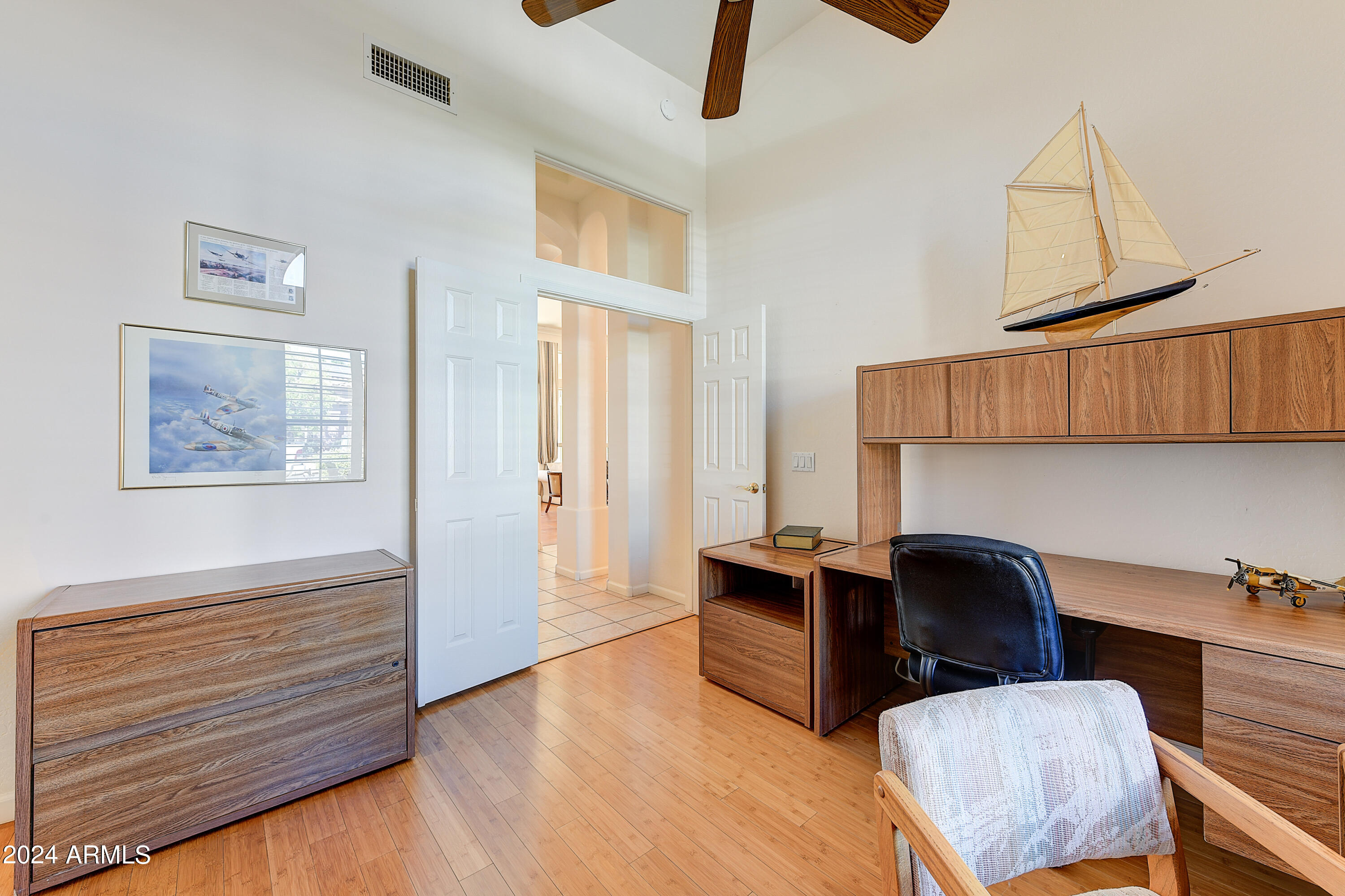 5225 E BLUEFIELD Avenue