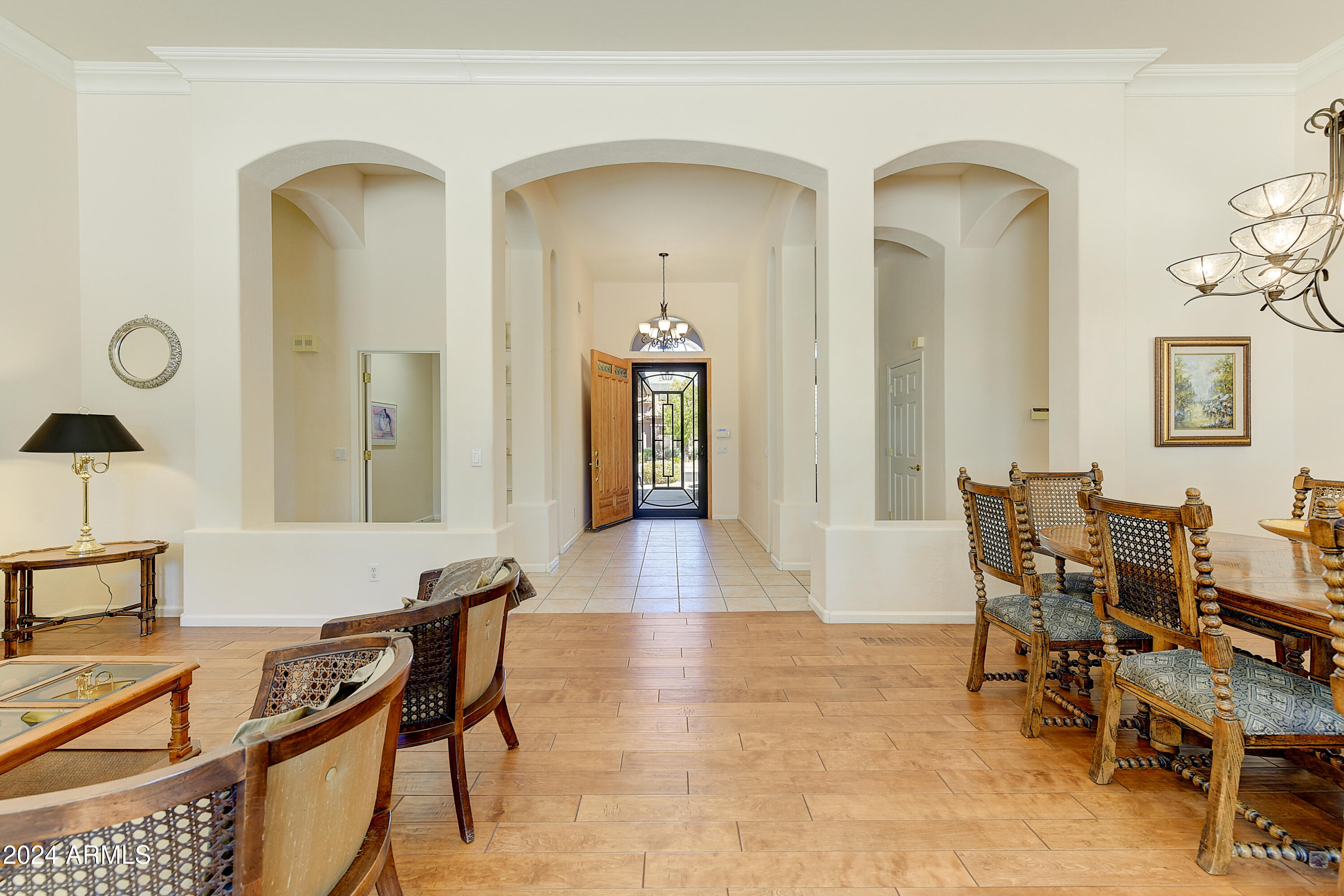 5225 E BLUEFIELD Avenue