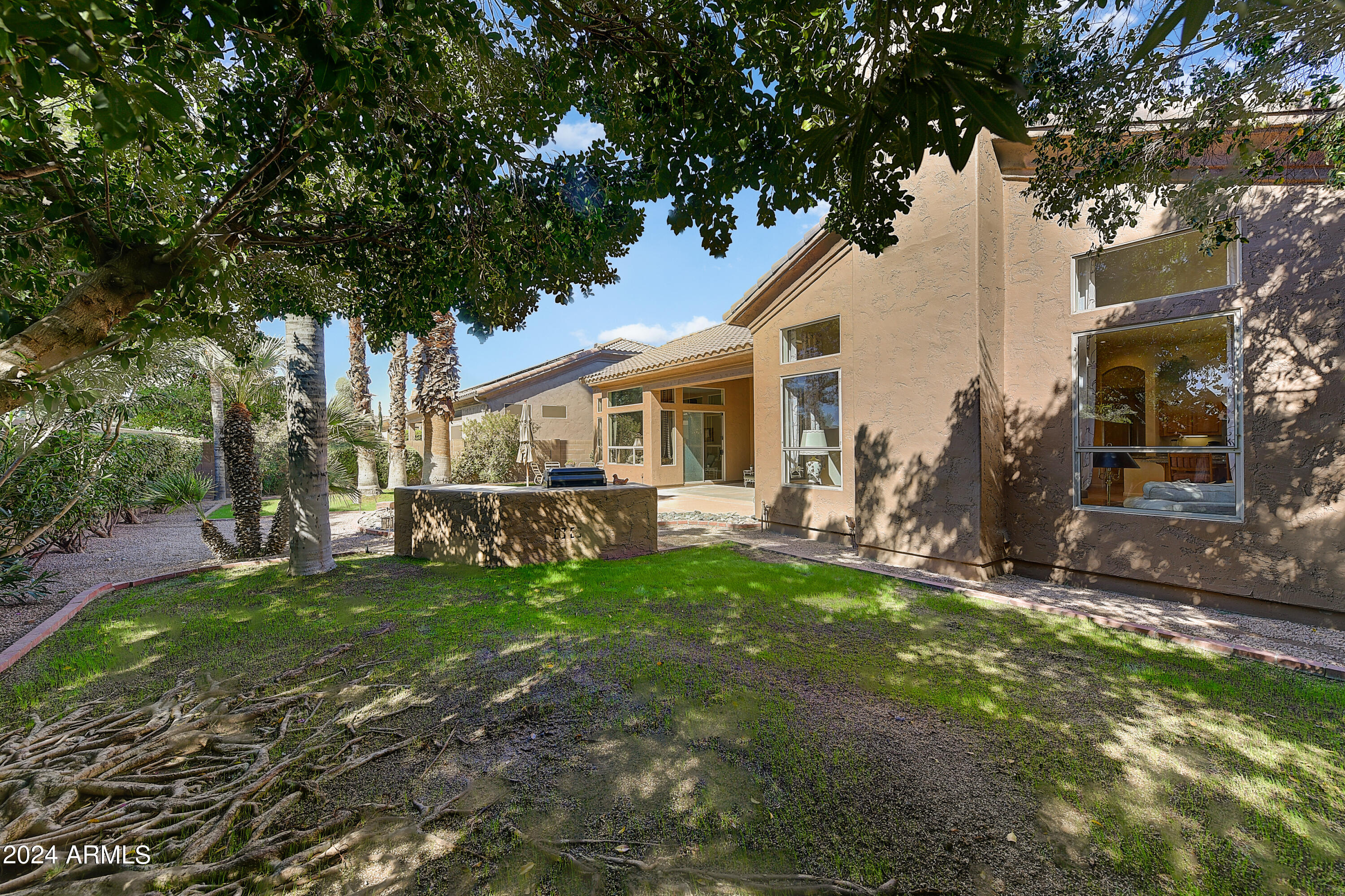 5225 E BLUEFIELD Avenue