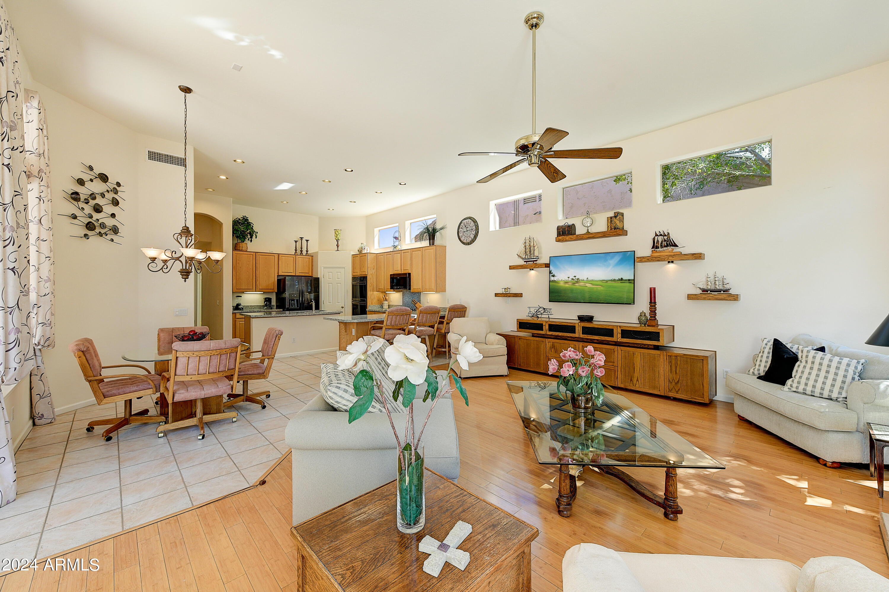 5225 E BLUEFIELD Avenue