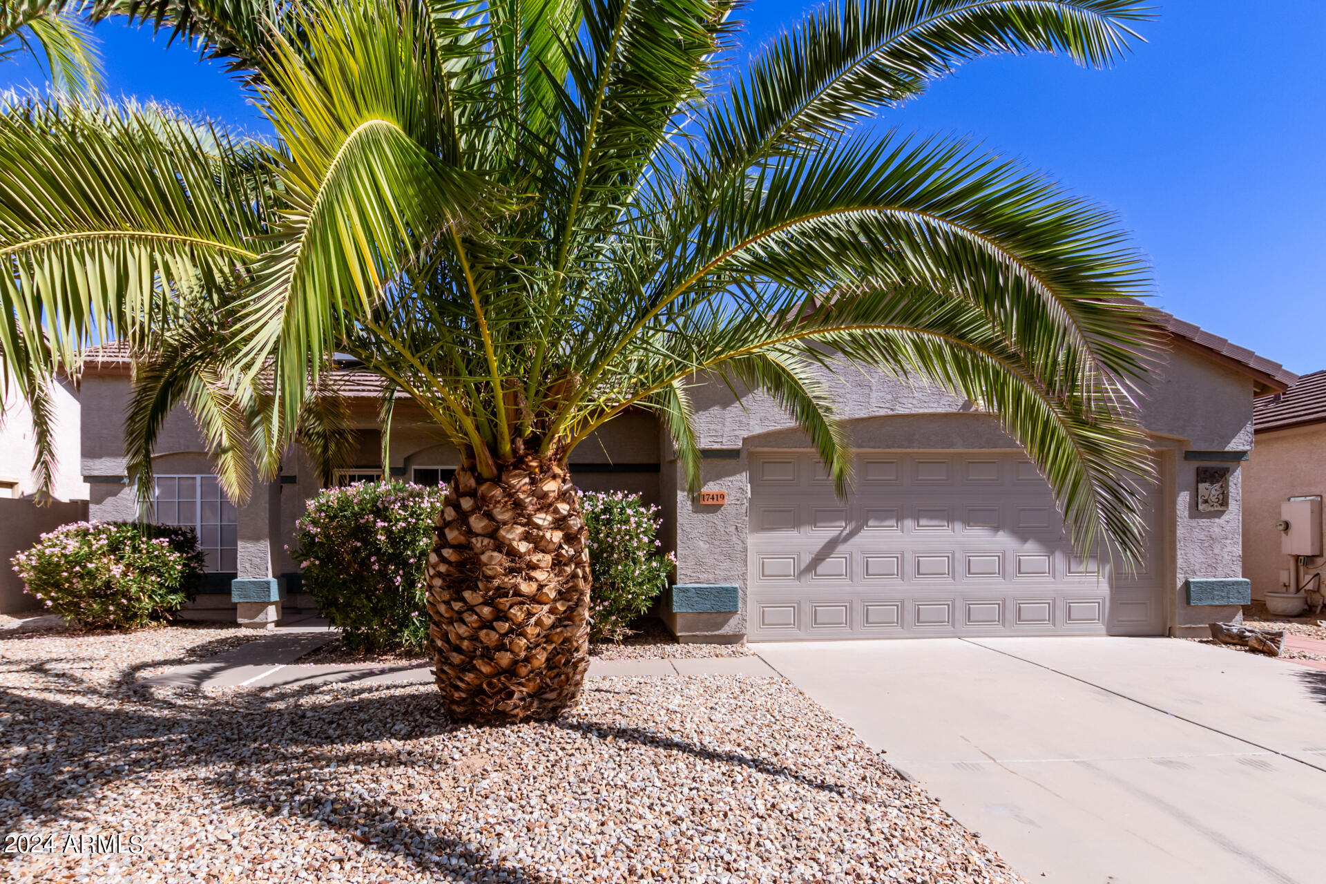 17419 N LARKSPUR Lane