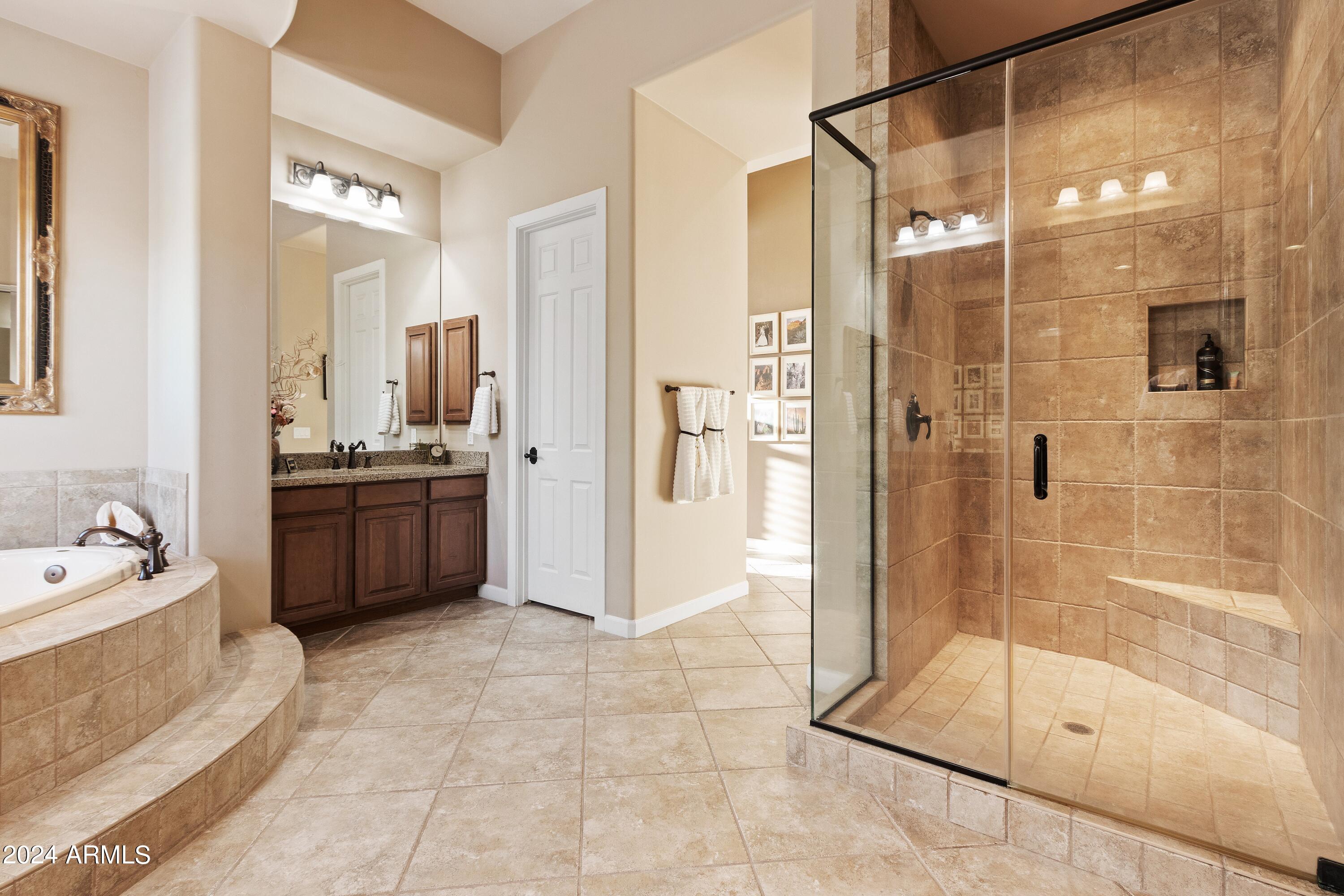 2554 N Tambor --