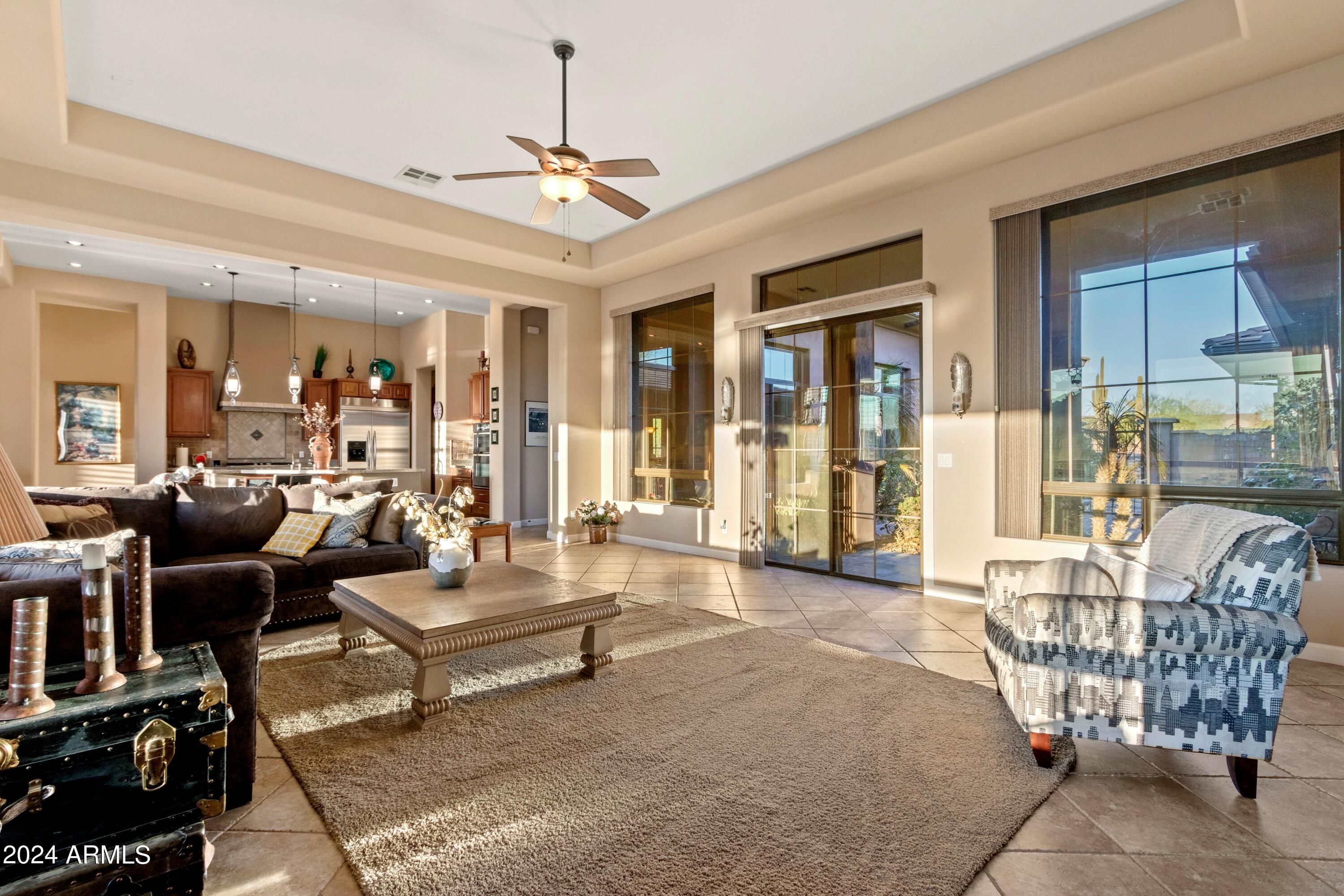2554 N Tambor --
