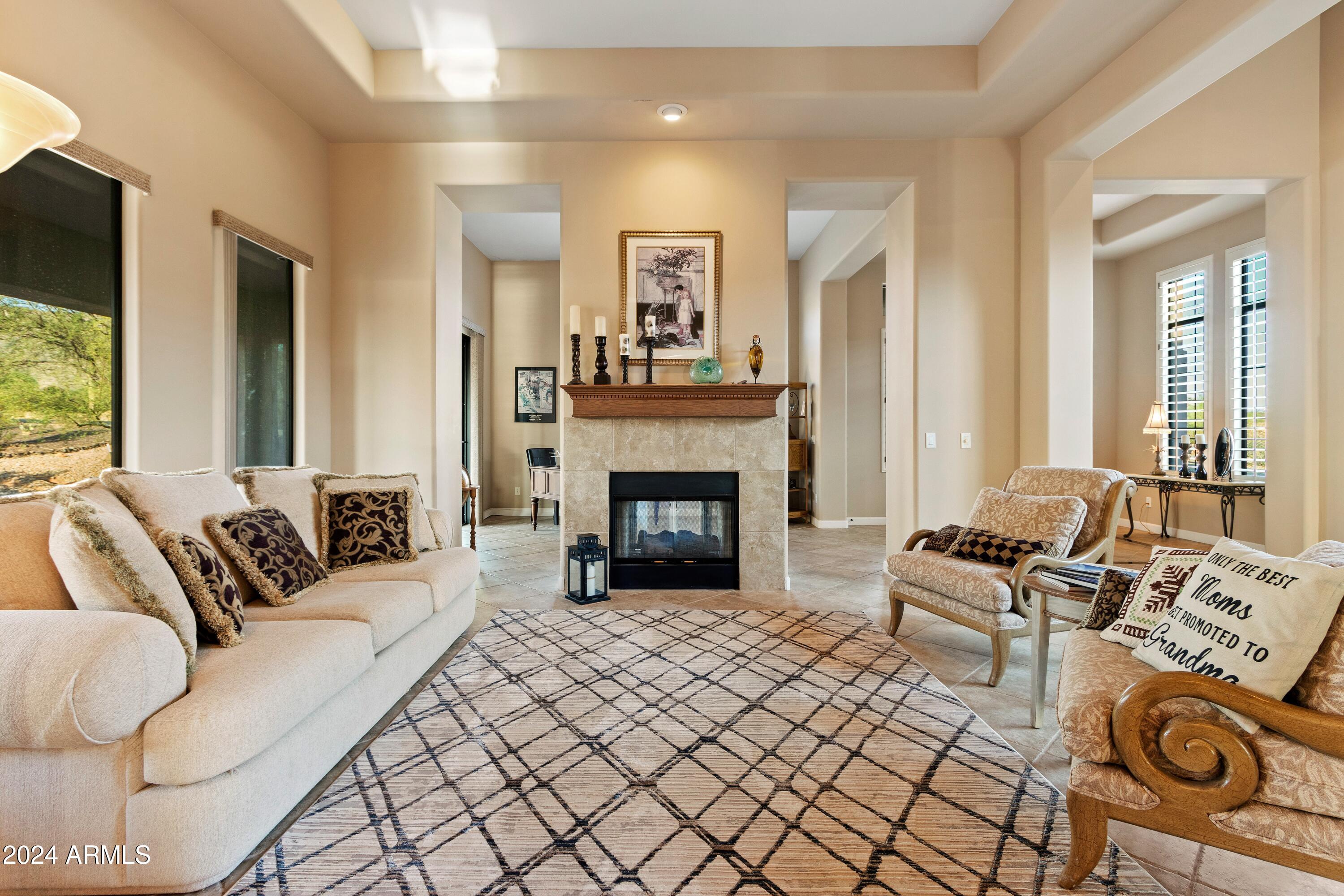 2554 N Tambor --