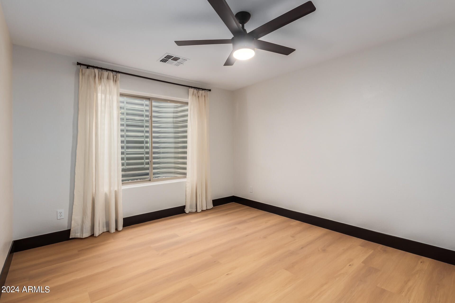 3759 S DEW DROP Lane
