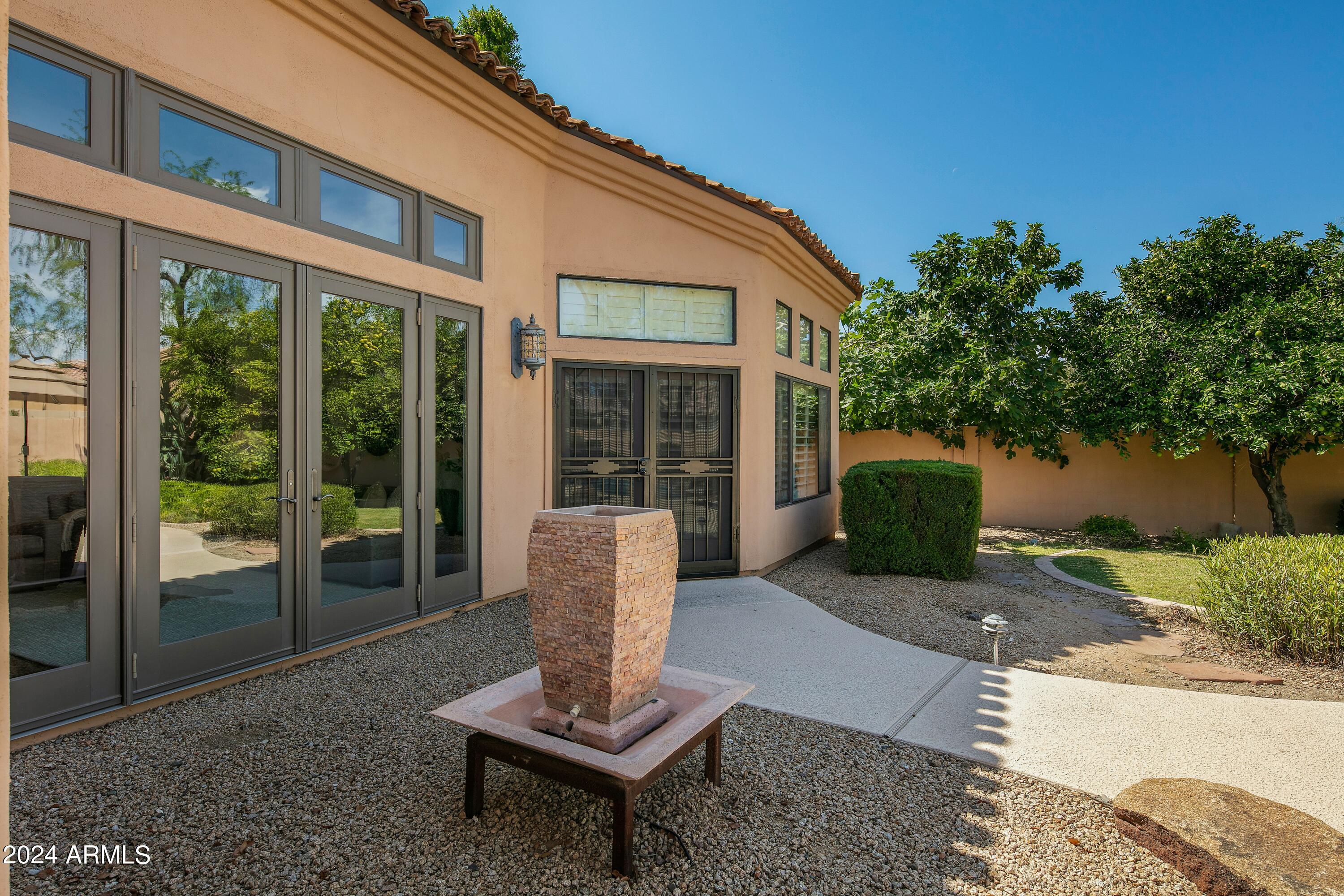 7760 E HARTFORD Drive