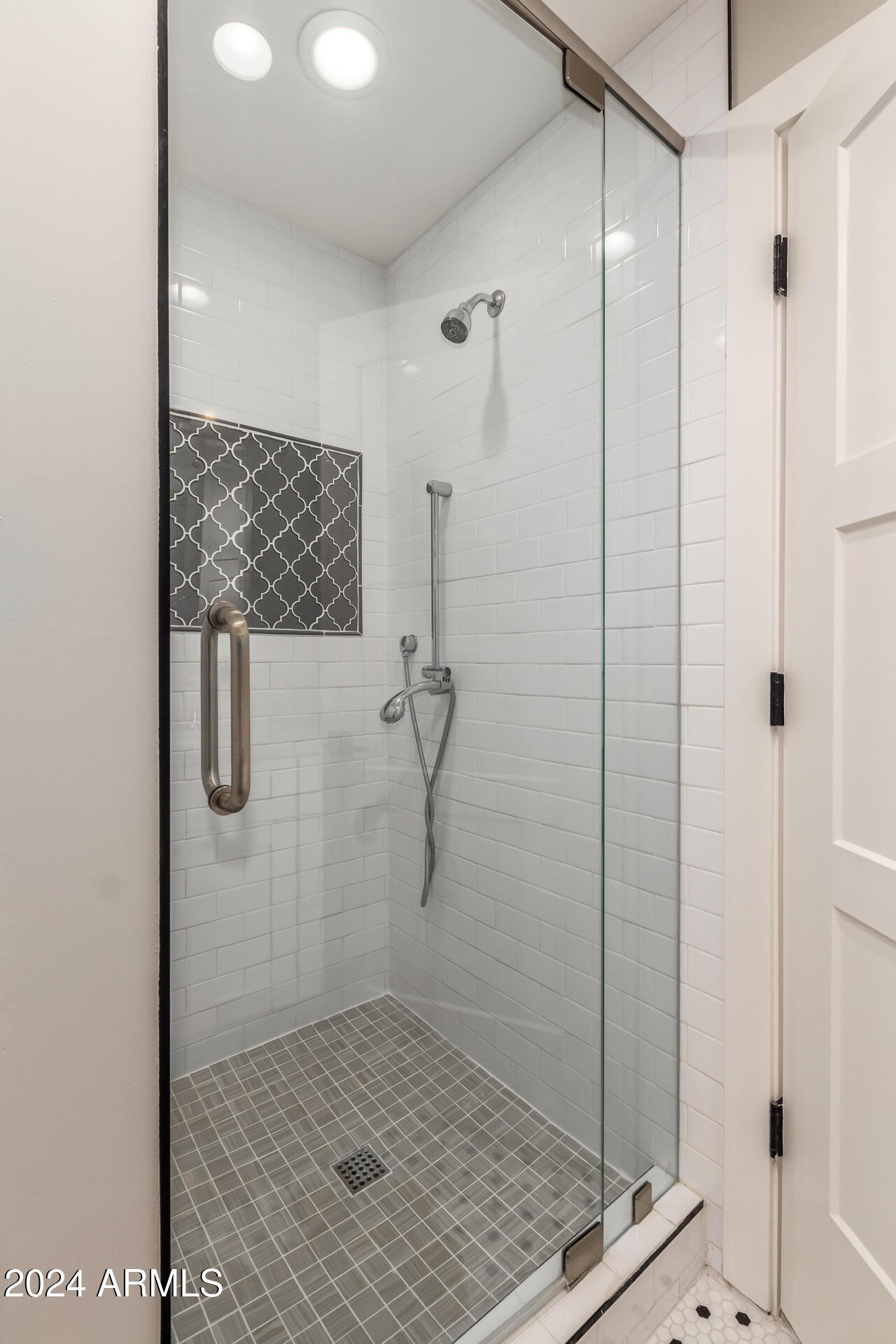 3410 N 45TH Place