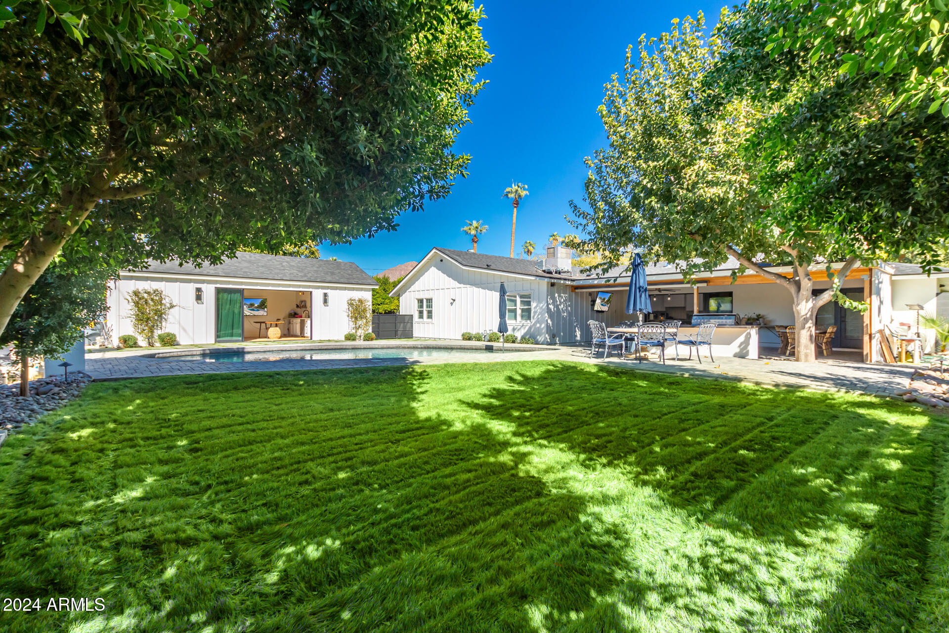 3410 N 45TH Place