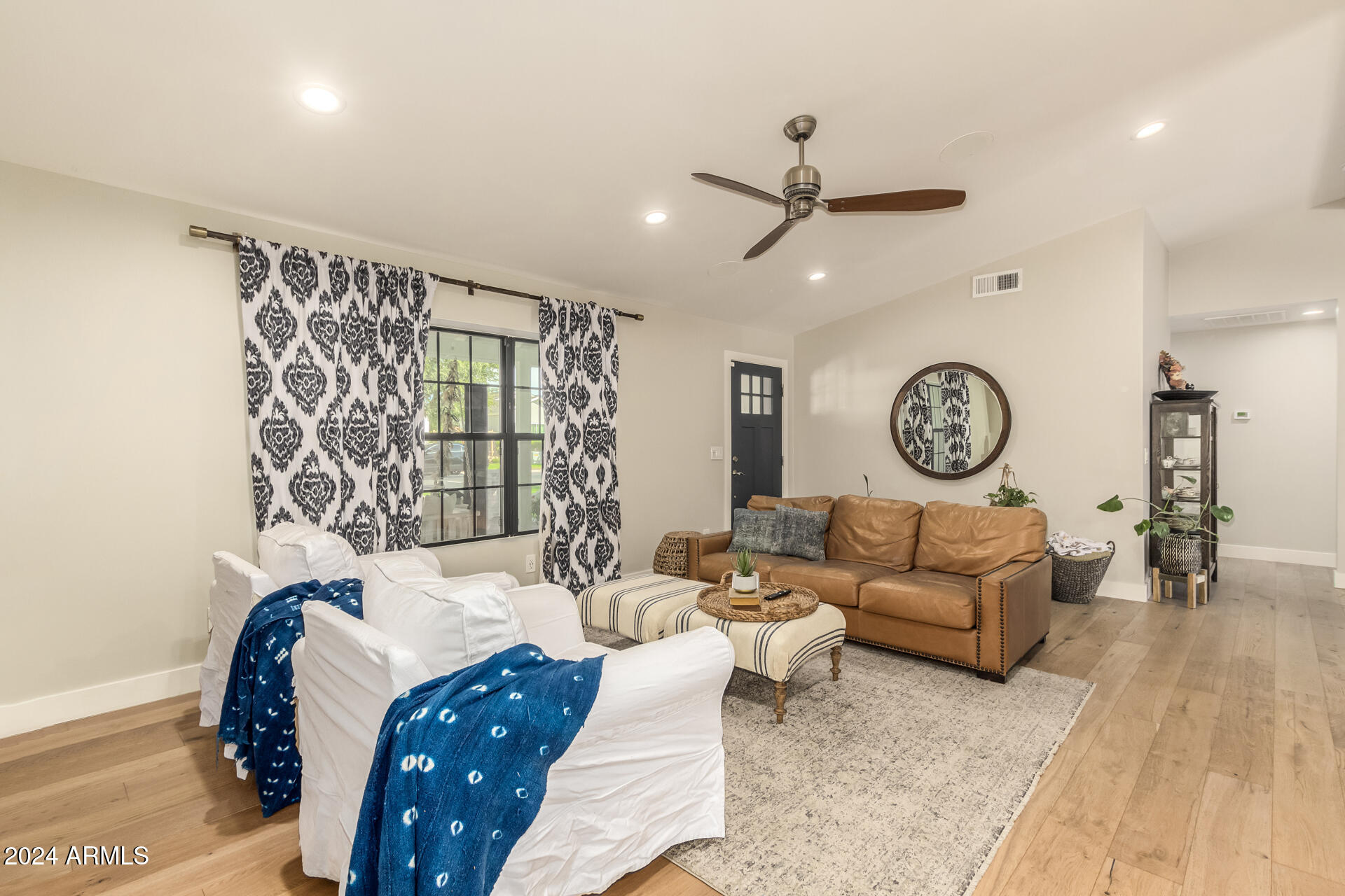 3410 N 45TH Place
