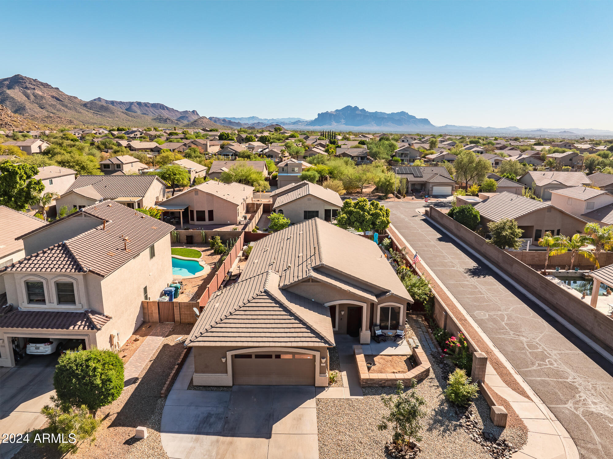 2351 N TIERRA ALTA Circle