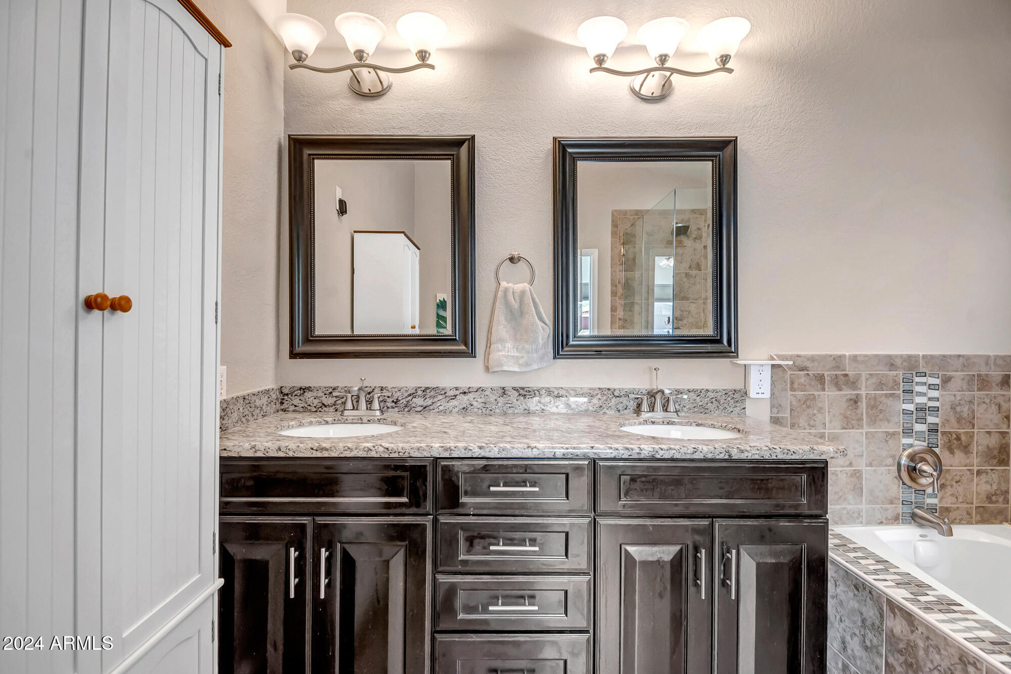 2351 N TIERRA ALTA Circle