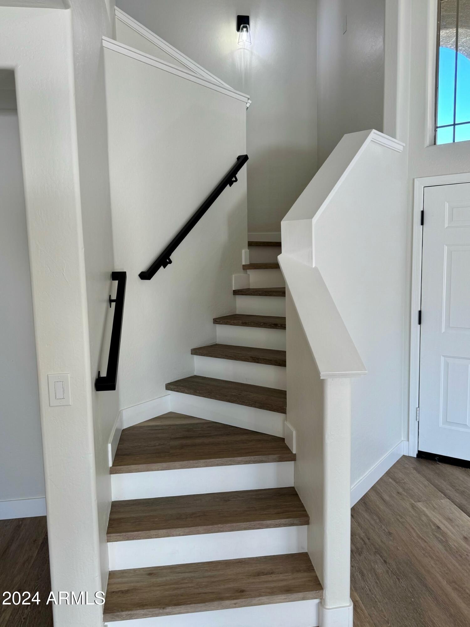 4939 E ROBERTA Drive