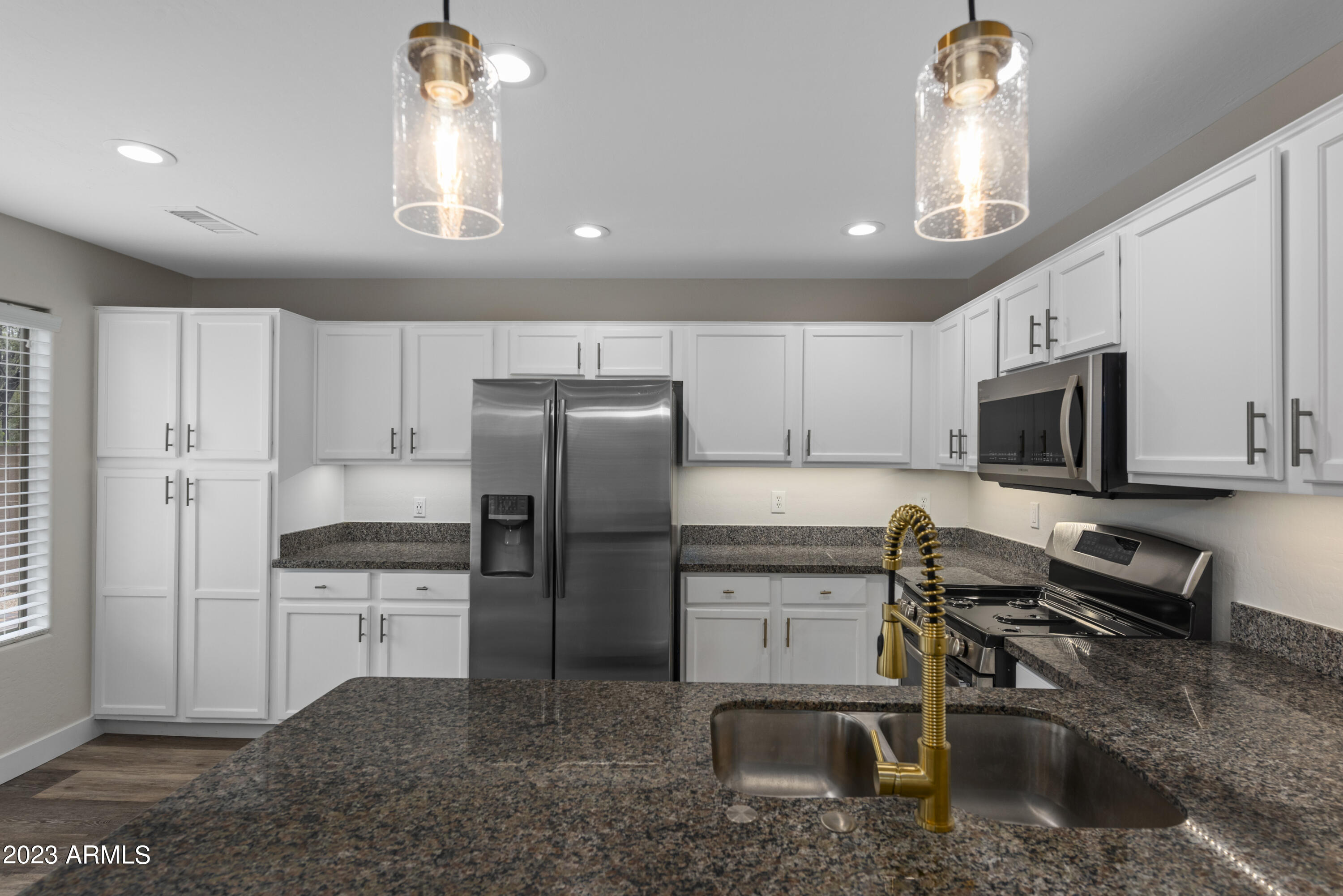 4939 E ROBERTA Drive