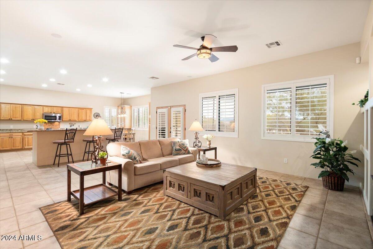 14428 E MONUMENT Drive