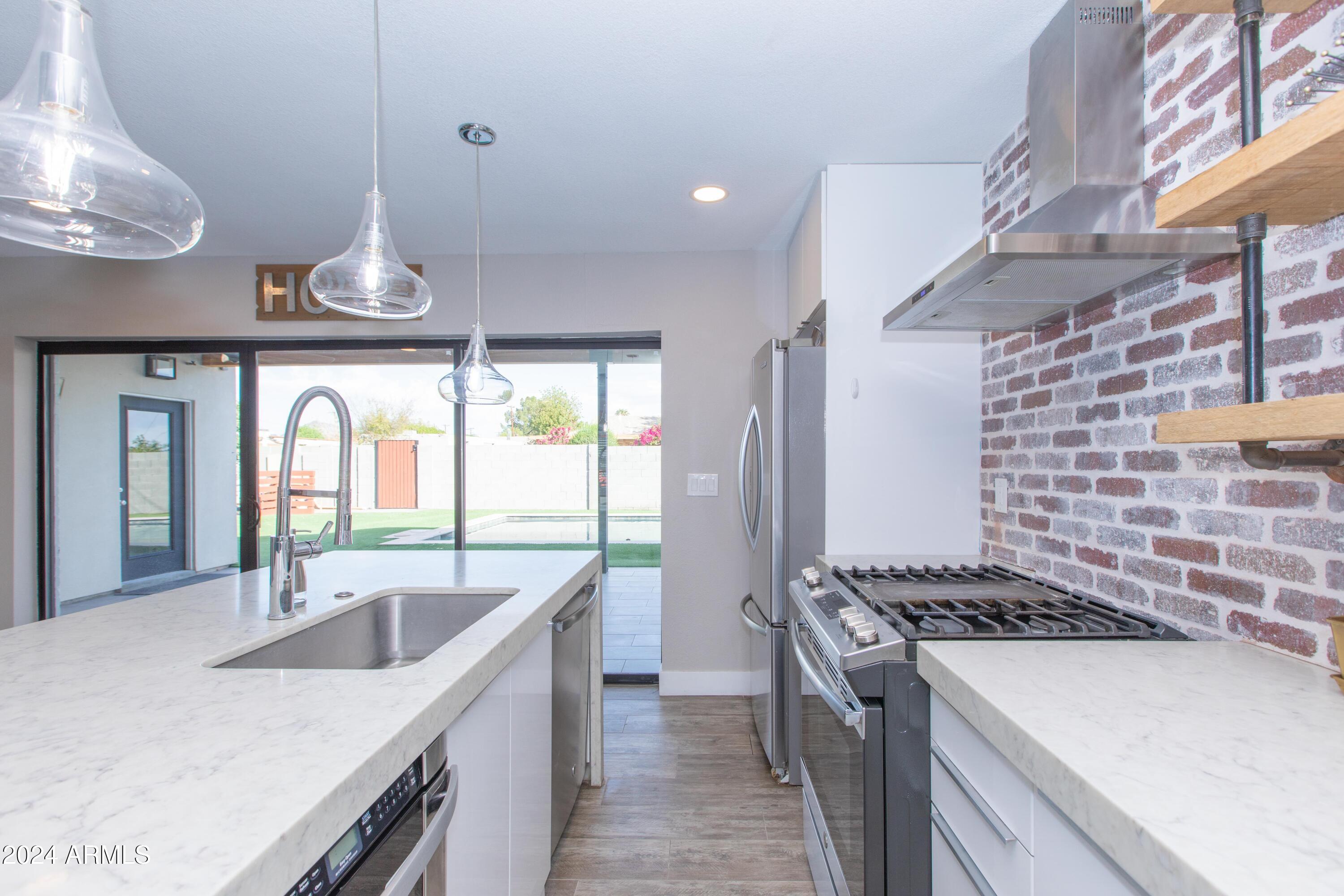 7544 E MCKINLEY Street