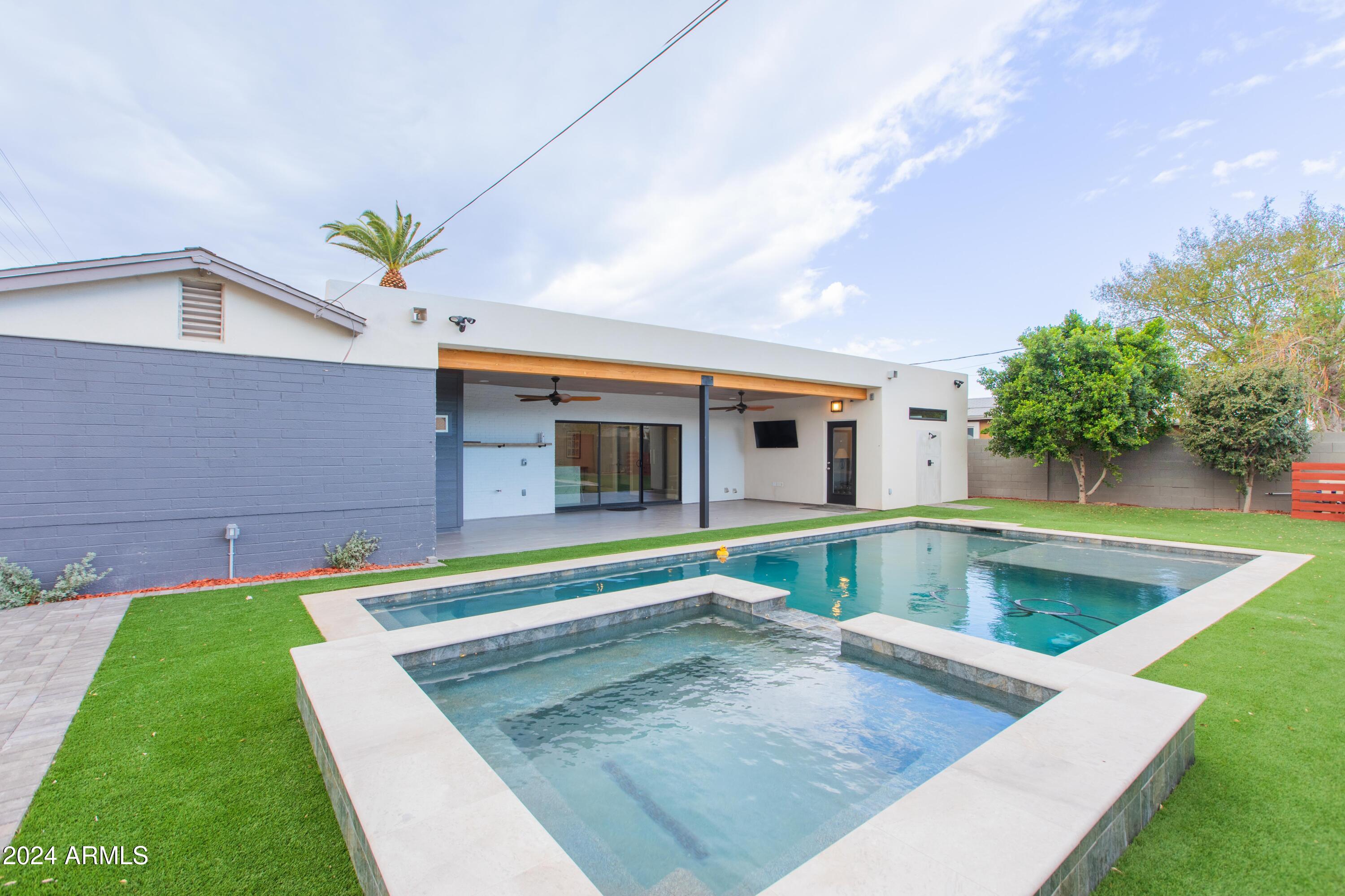 7544 E MCKINLEY Street