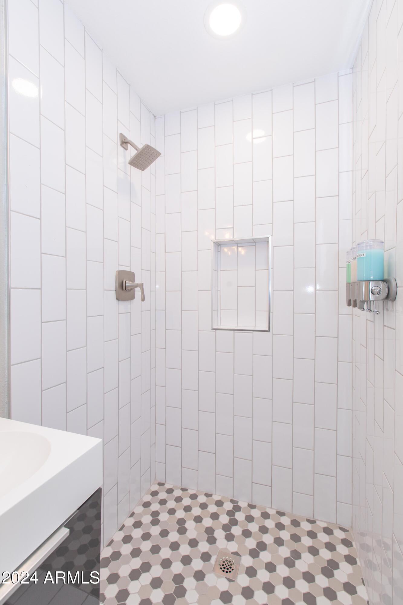 7544 E MCKINLEY Street