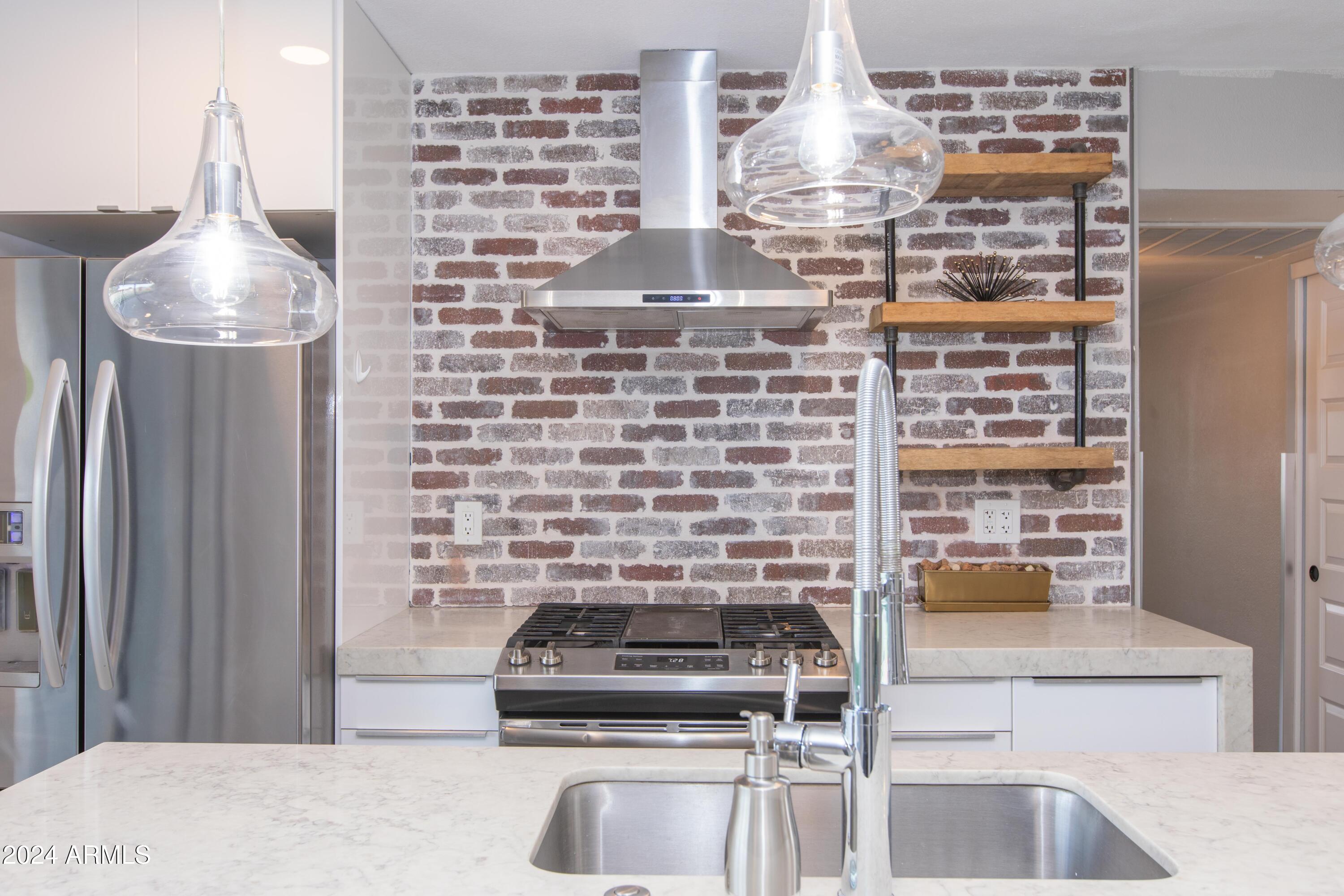 7544 E MCKINLEY Street