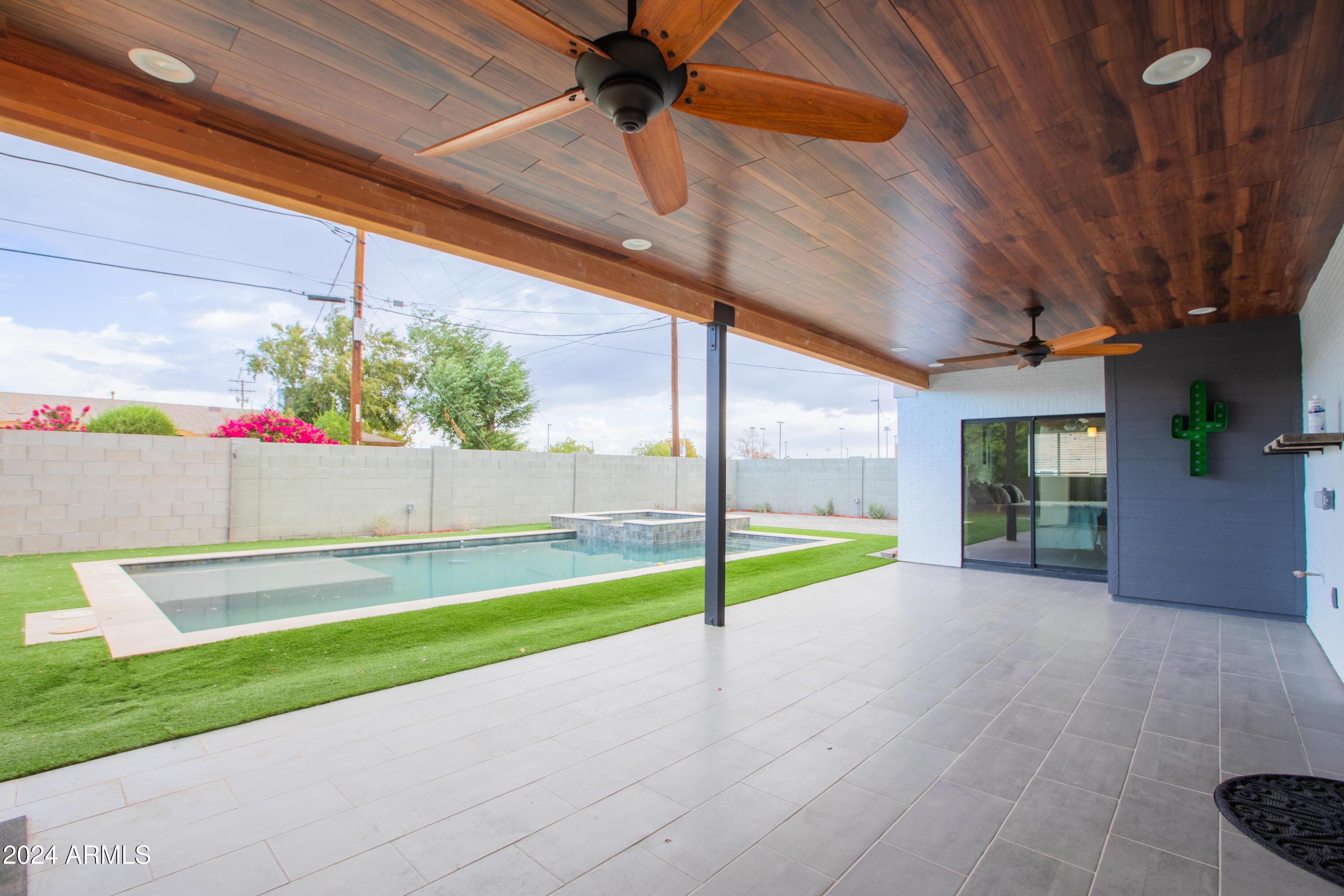 7544 E MCKINLEY Street