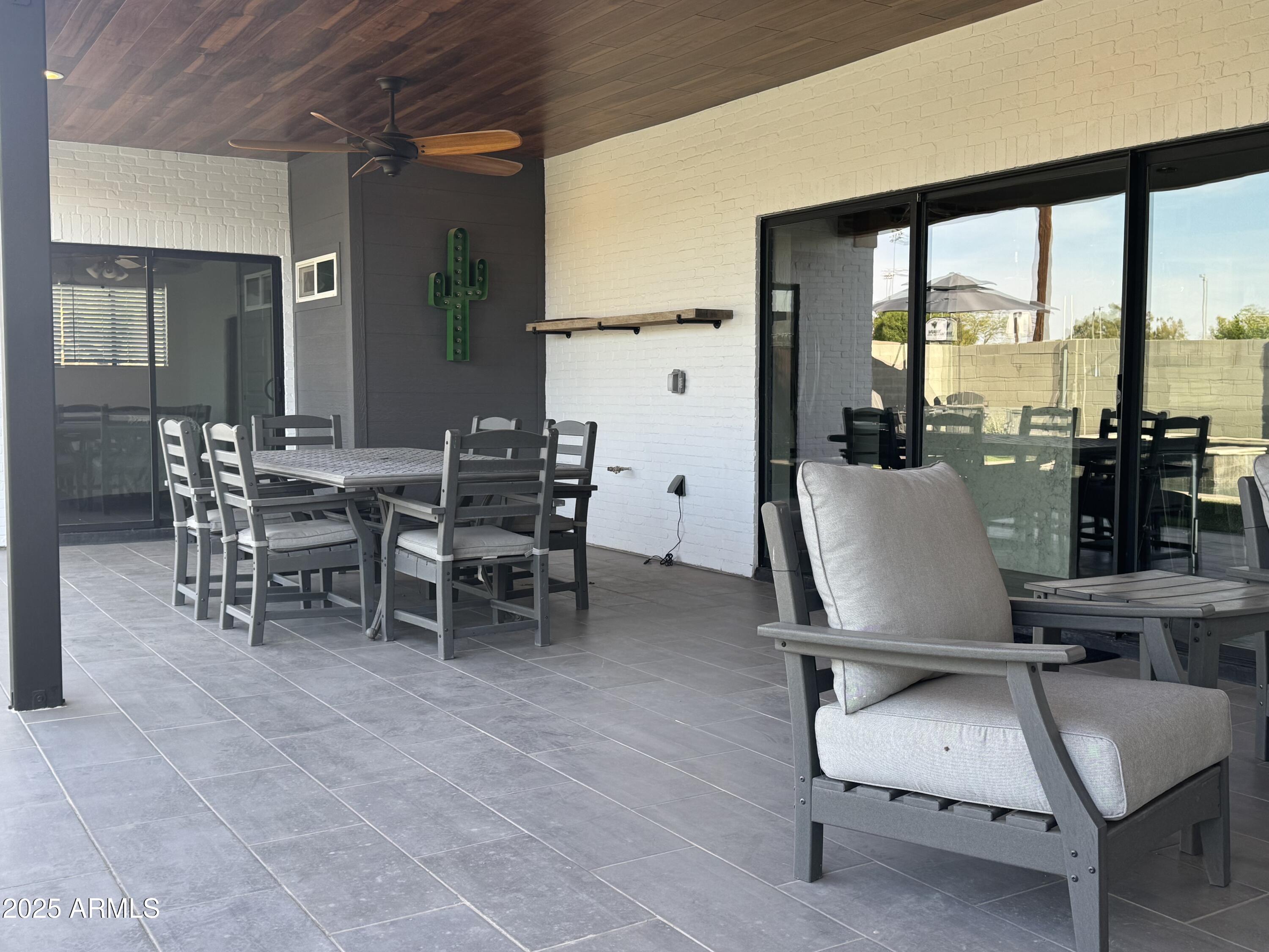 7544 E MCKINLEY Street