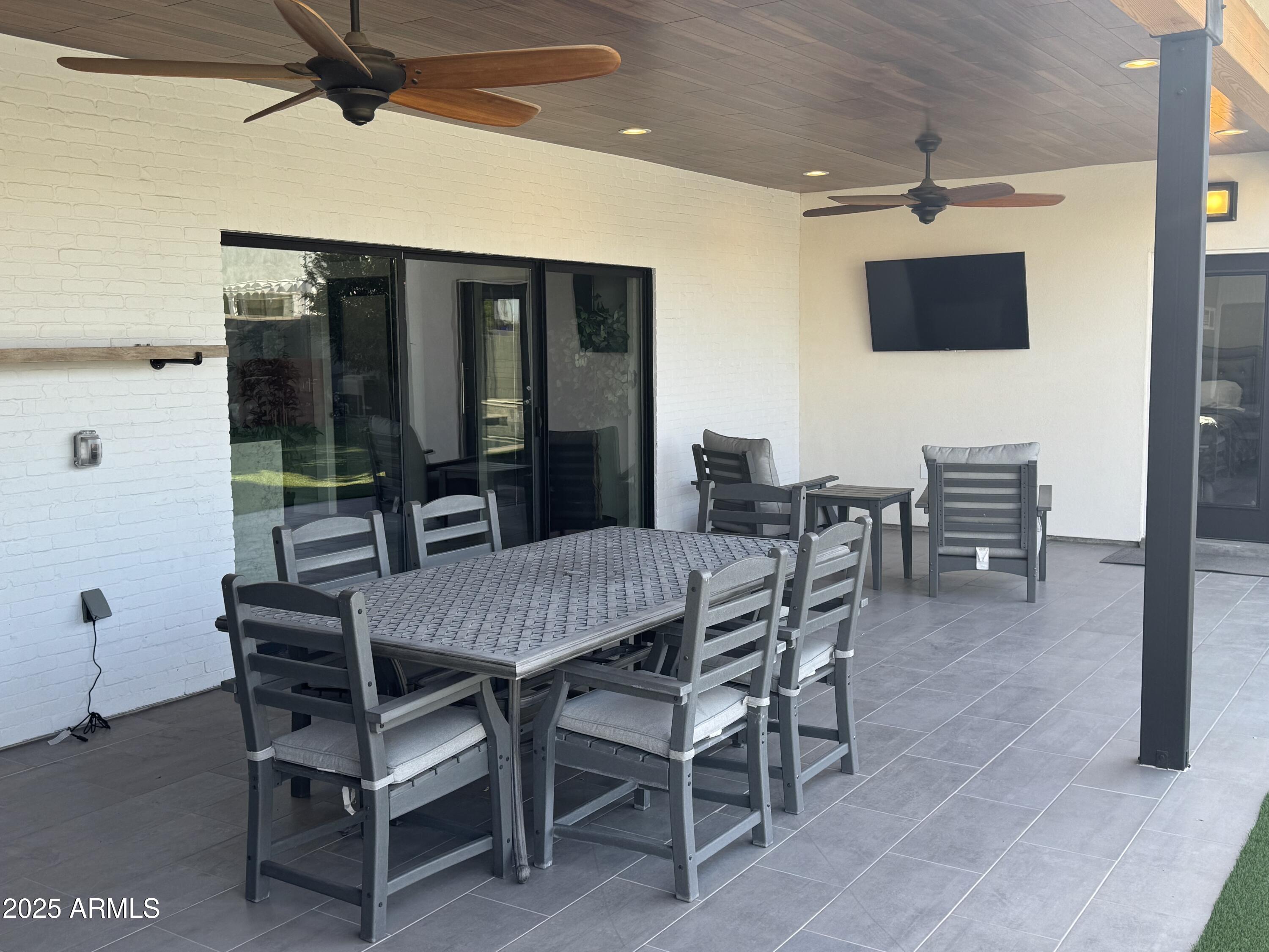 7544 E MCKINLEY Street