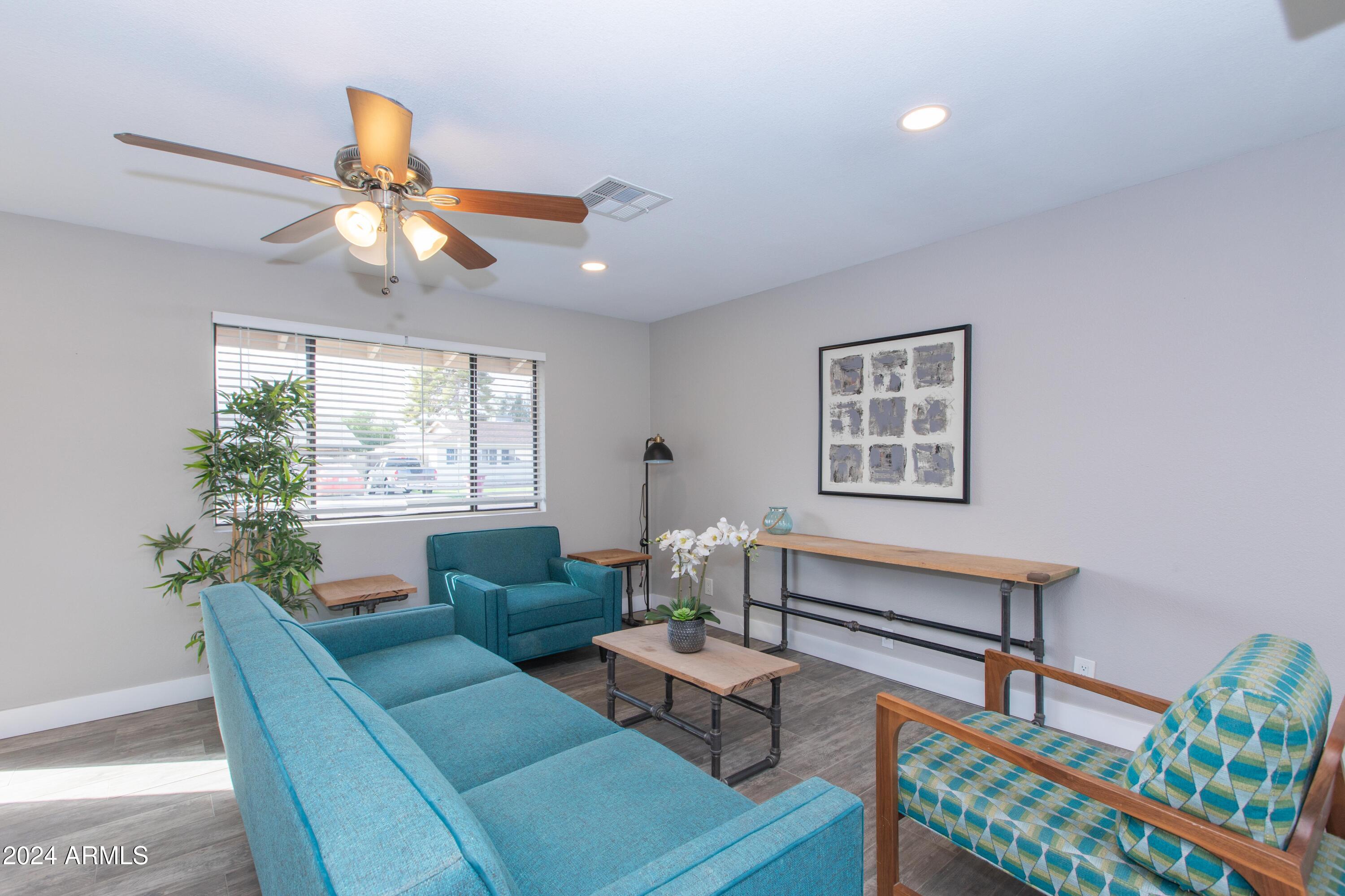 7544 E MCKINLEY Street