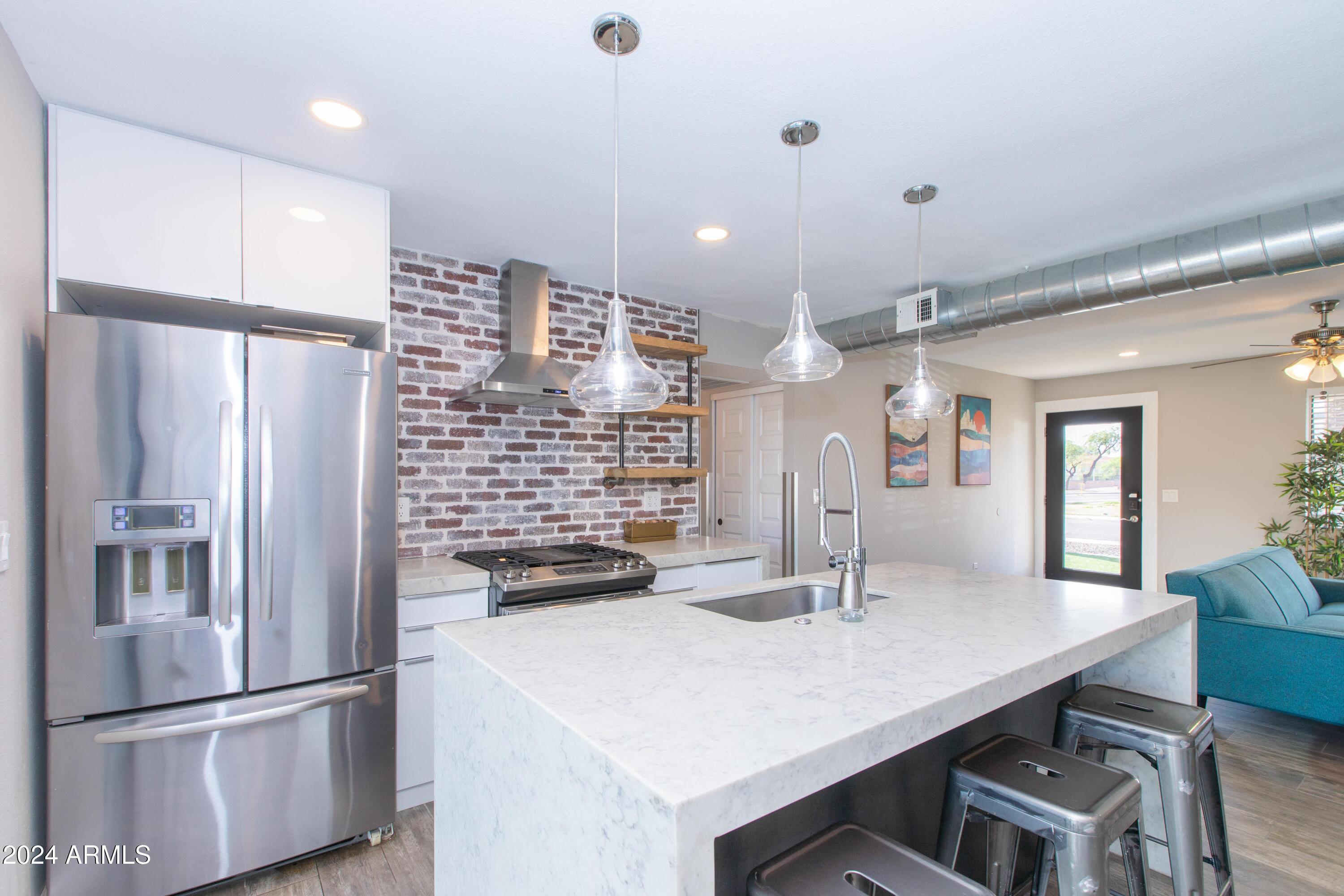 7544 E MCKINLEY Street