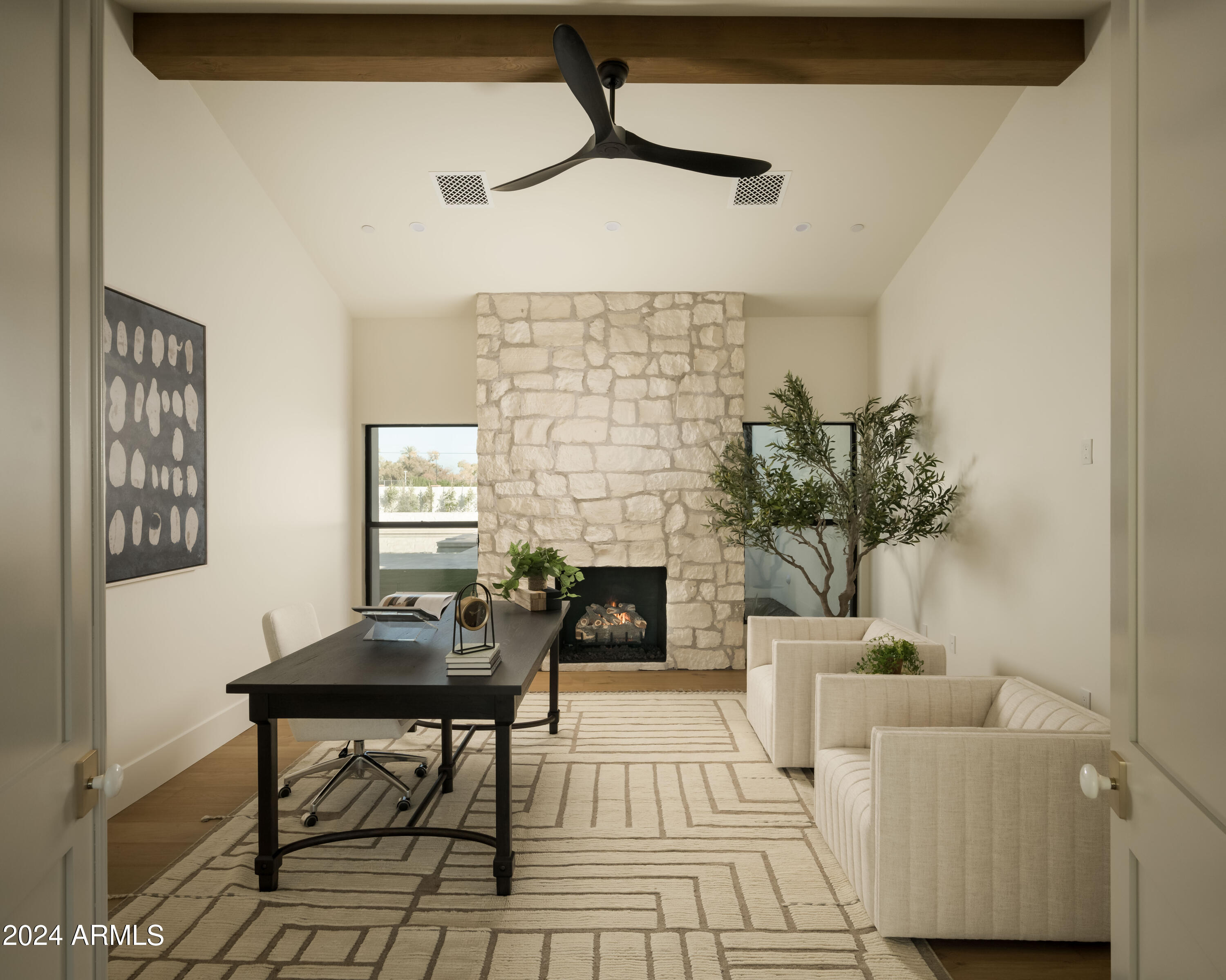 3101 N 53RD Place