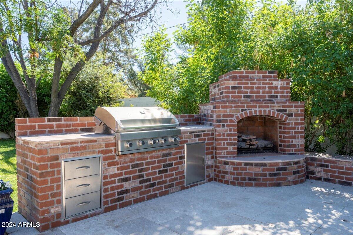 77 E OCOTILLO Road