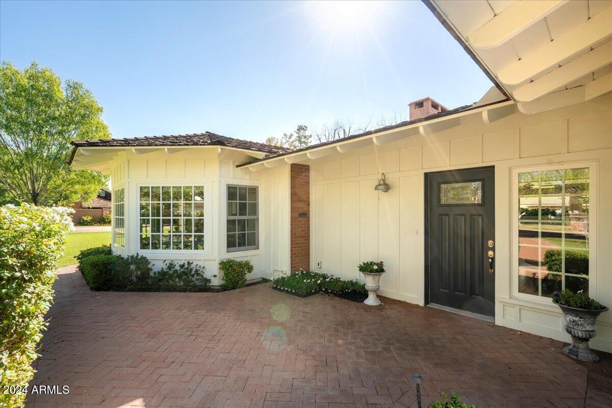 77 E OCOTILLO Road