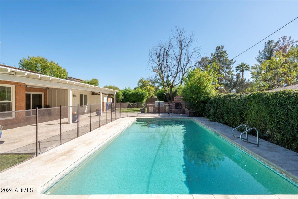 77 E OCOTILLO Road