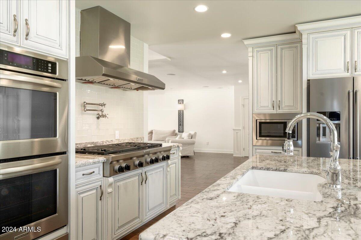 77 E OCOTILLO Road