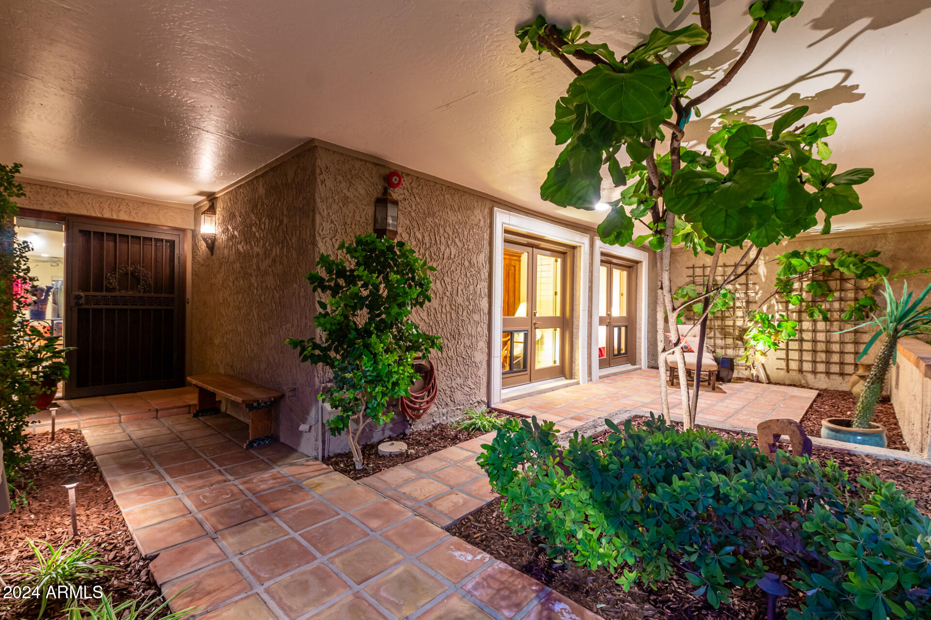 7750 N VIA DE FRONTERA