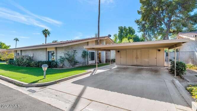 4525 N 66TH Street, 10