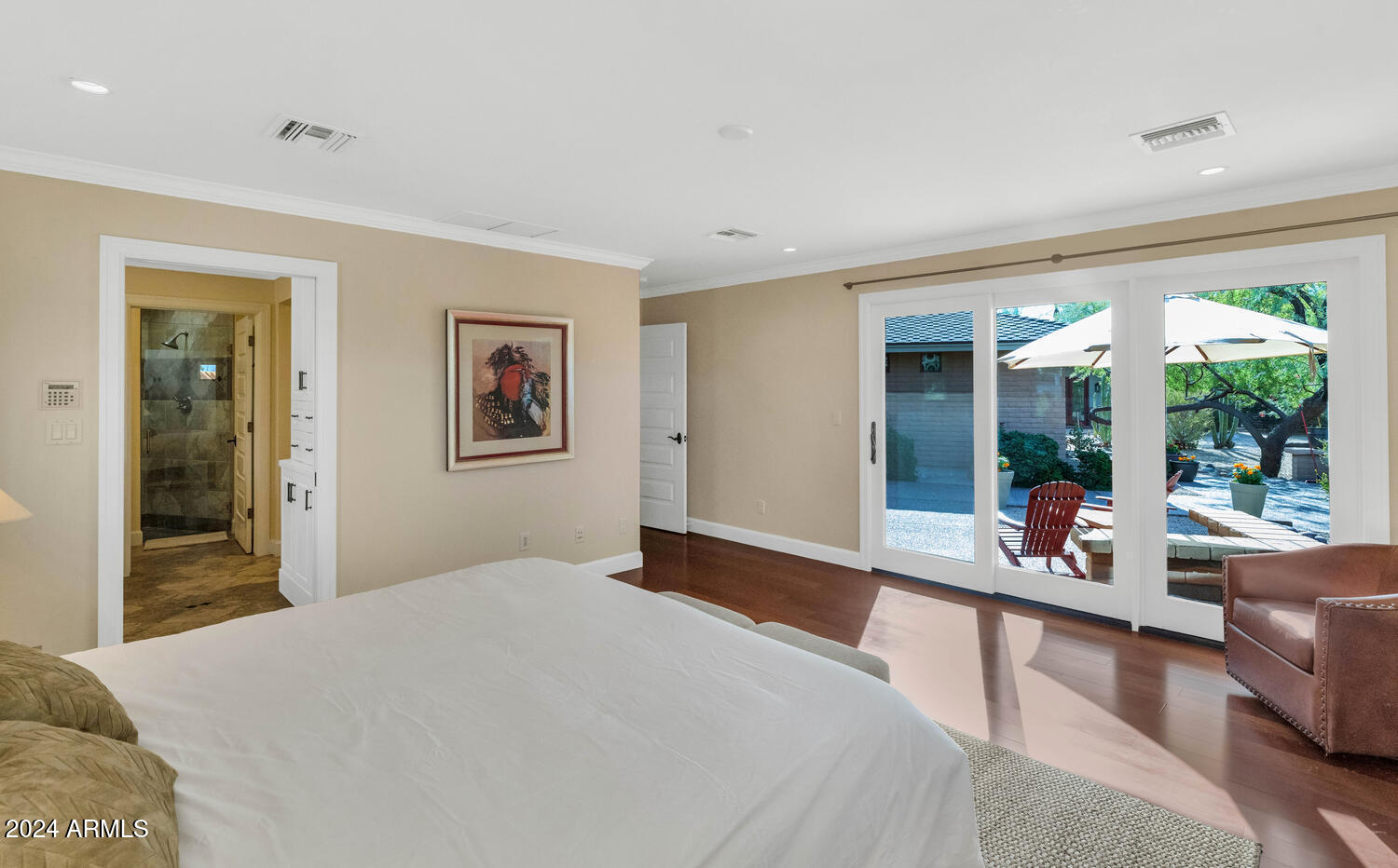 4743 E ARCADIA Lane