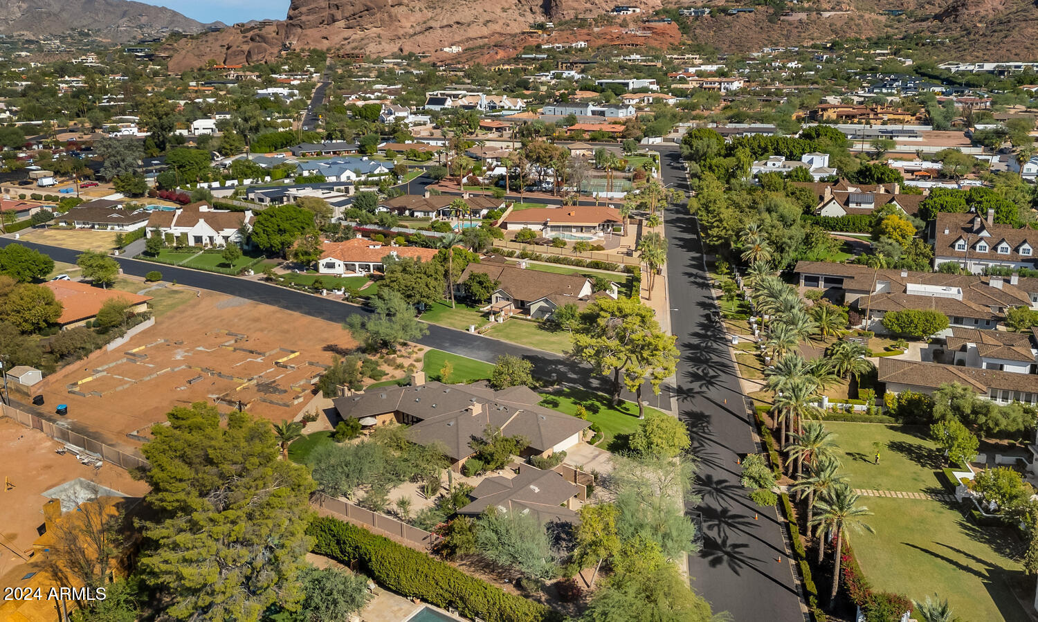 4743 E ARCADIA Lane