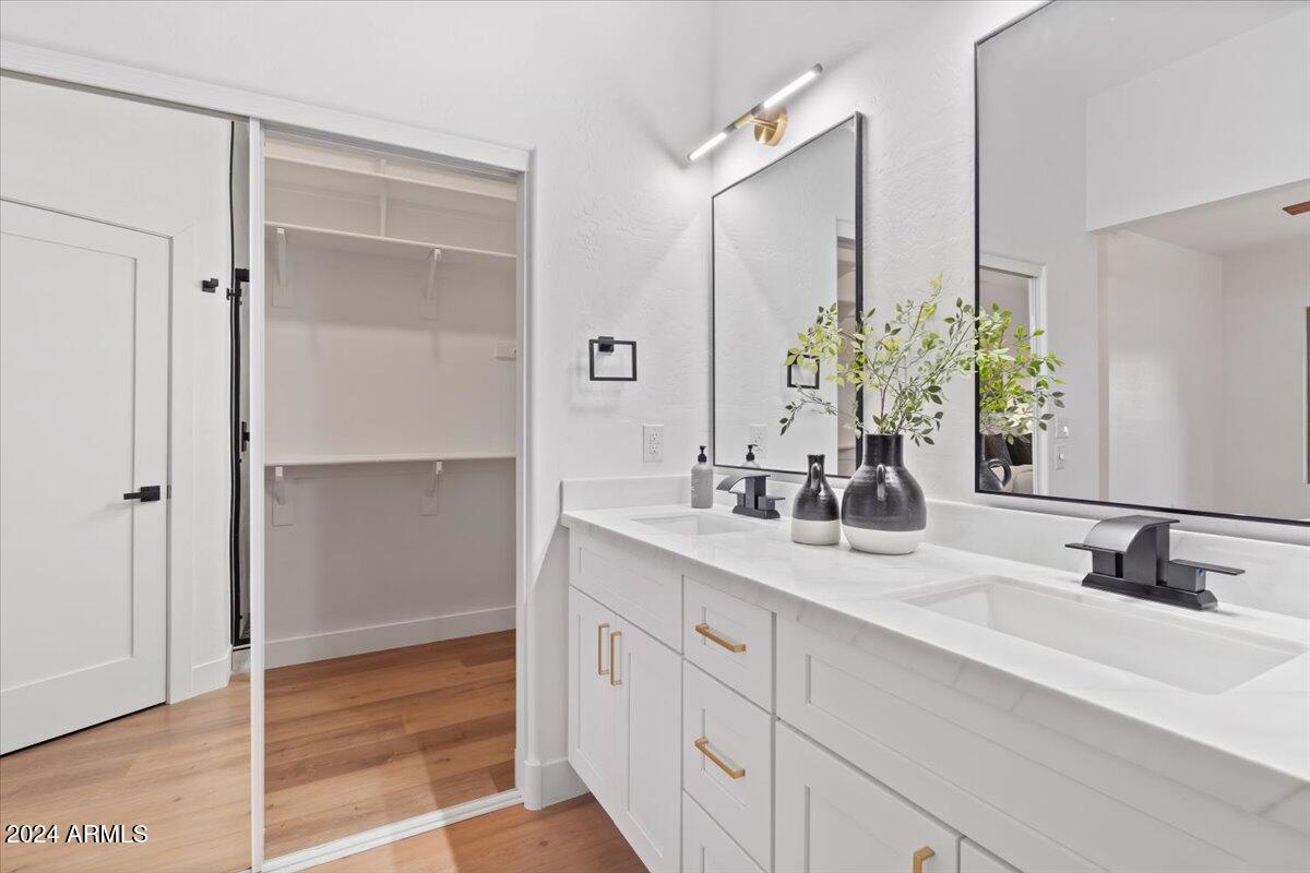 10418 E Morning Star Dr