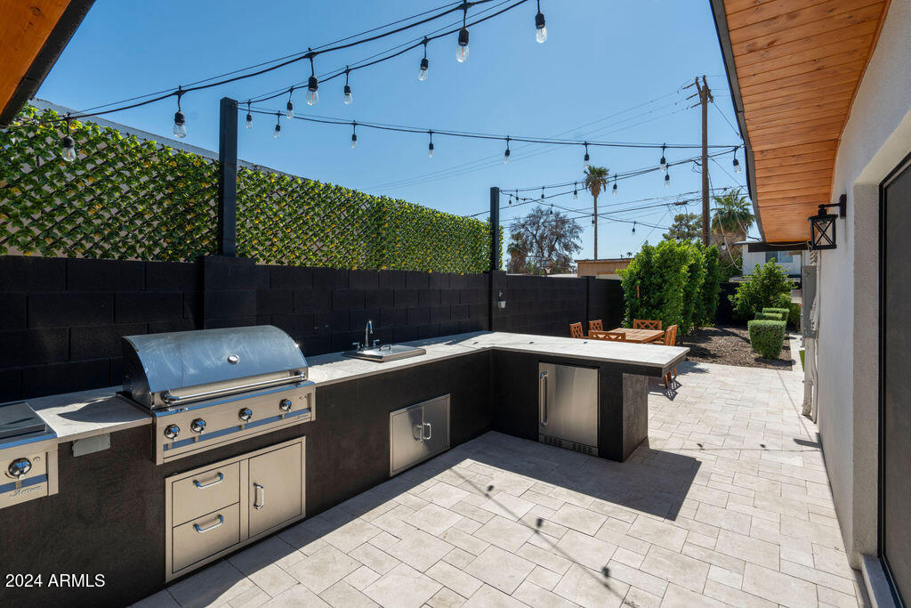2301 E OSBORN Road