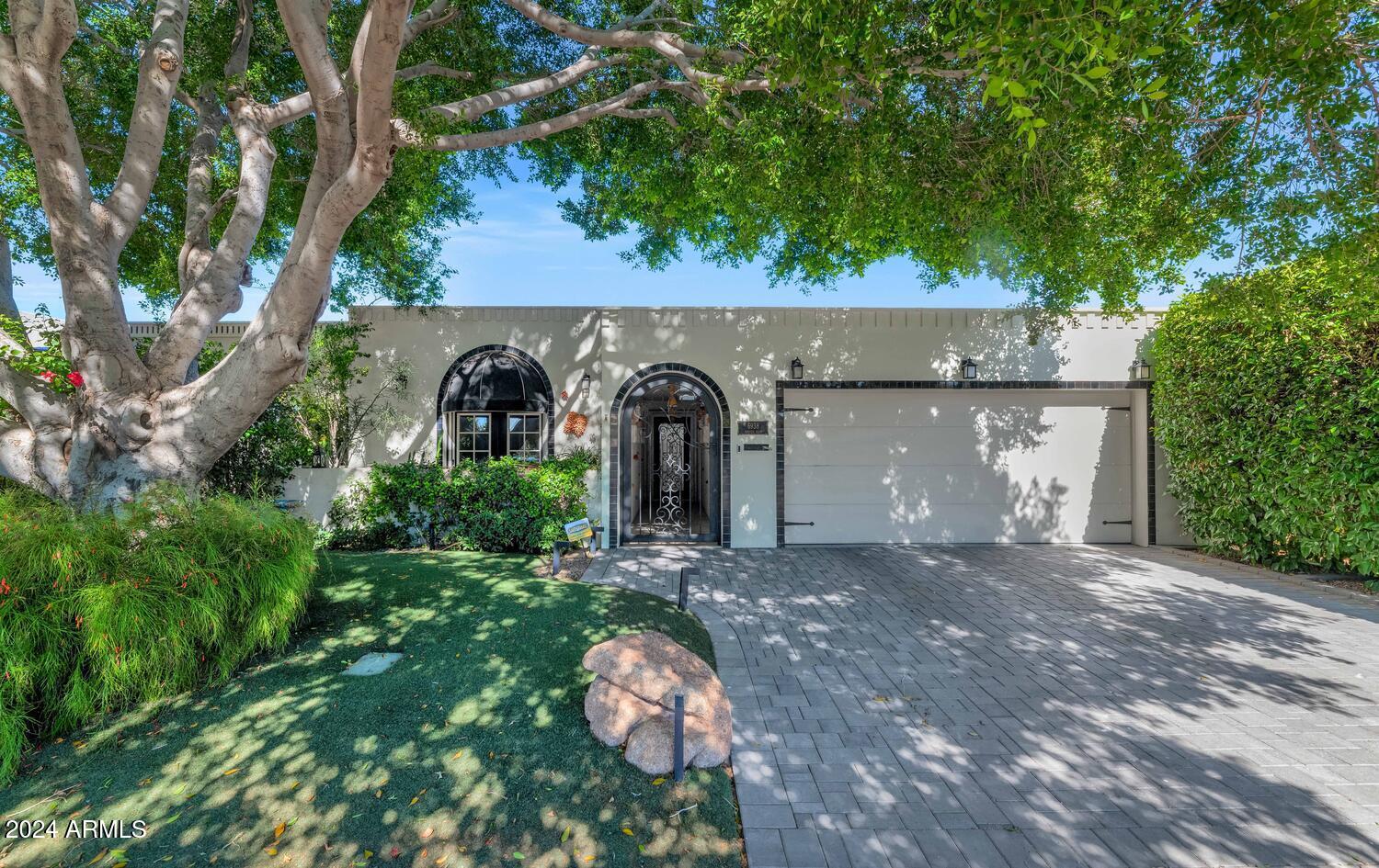 6938 E EXETER Boulevard