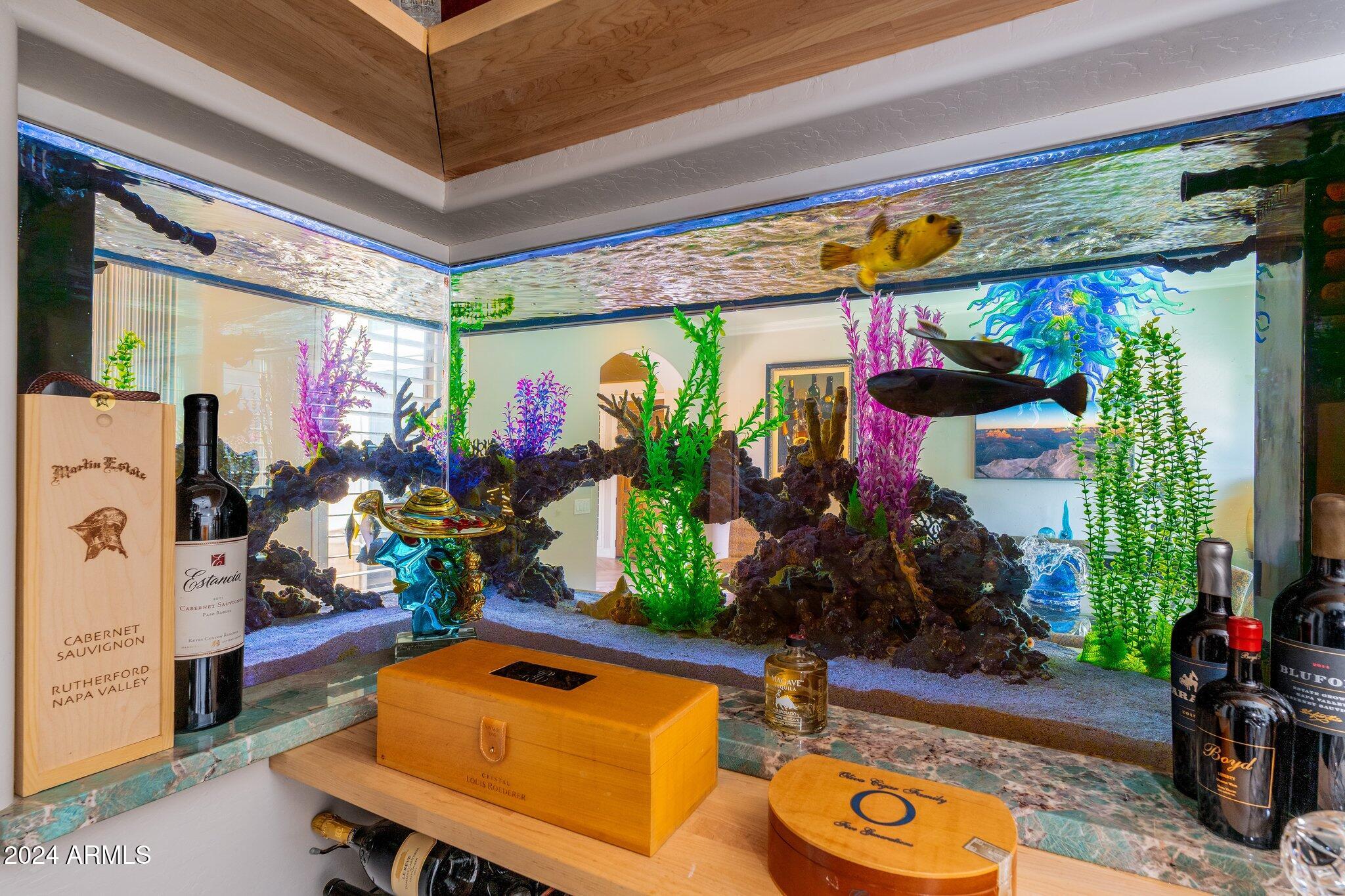 3935 E PARKSIDE Lane