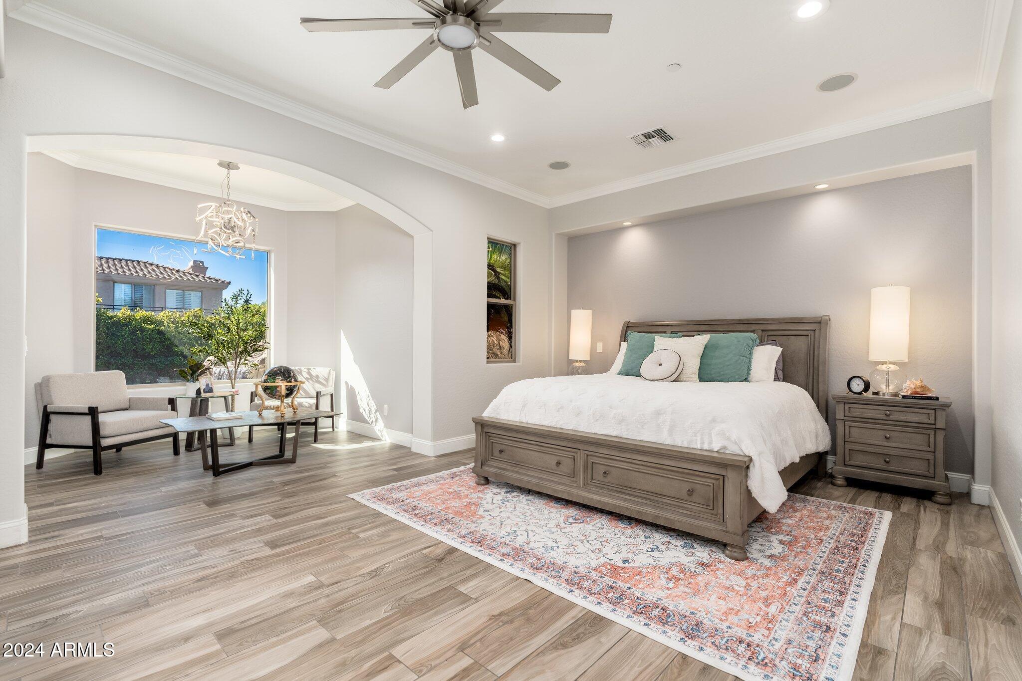 3935 E PARKSIDE Lane